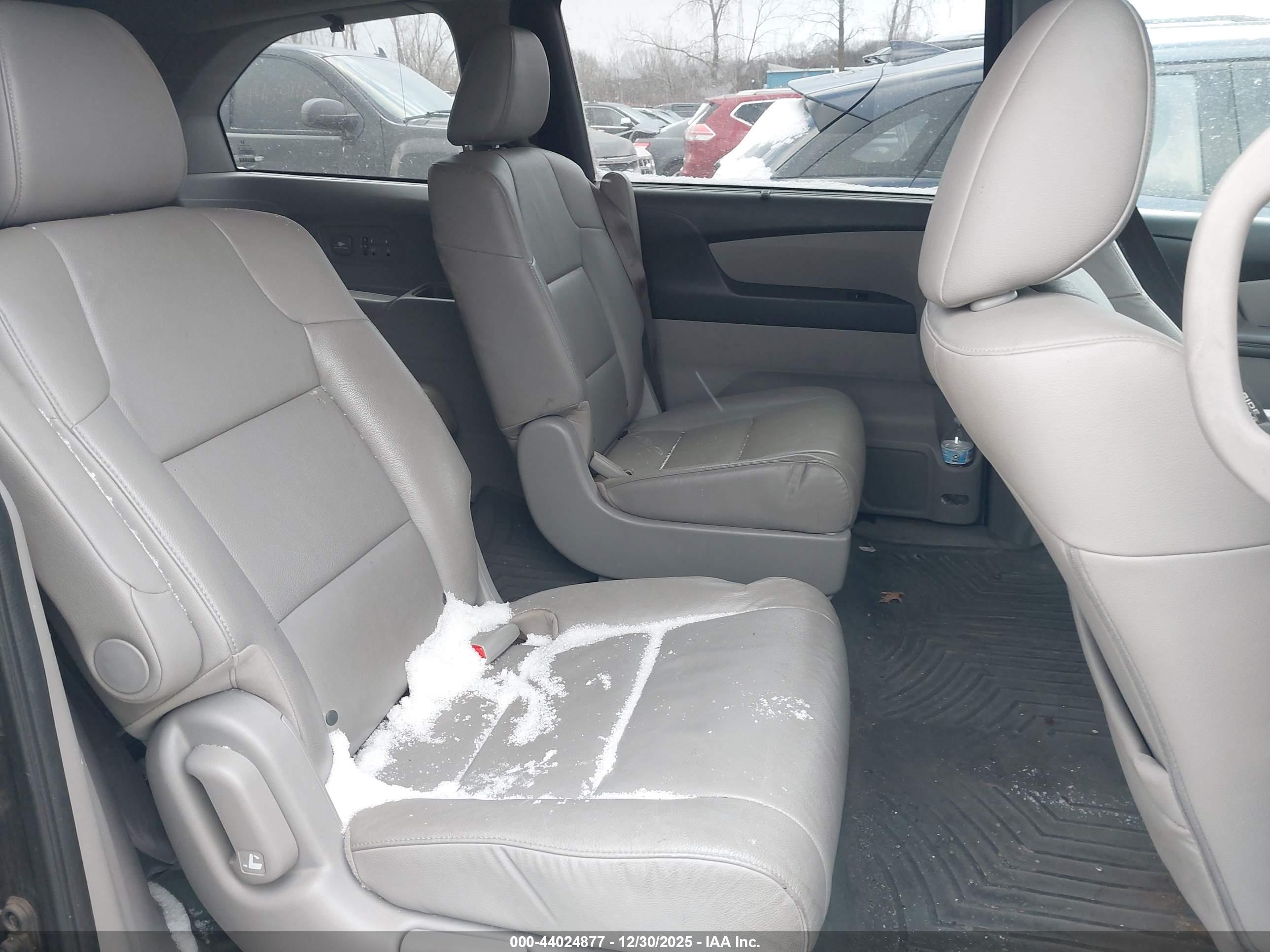 HONDA ODYSSEY image 8
