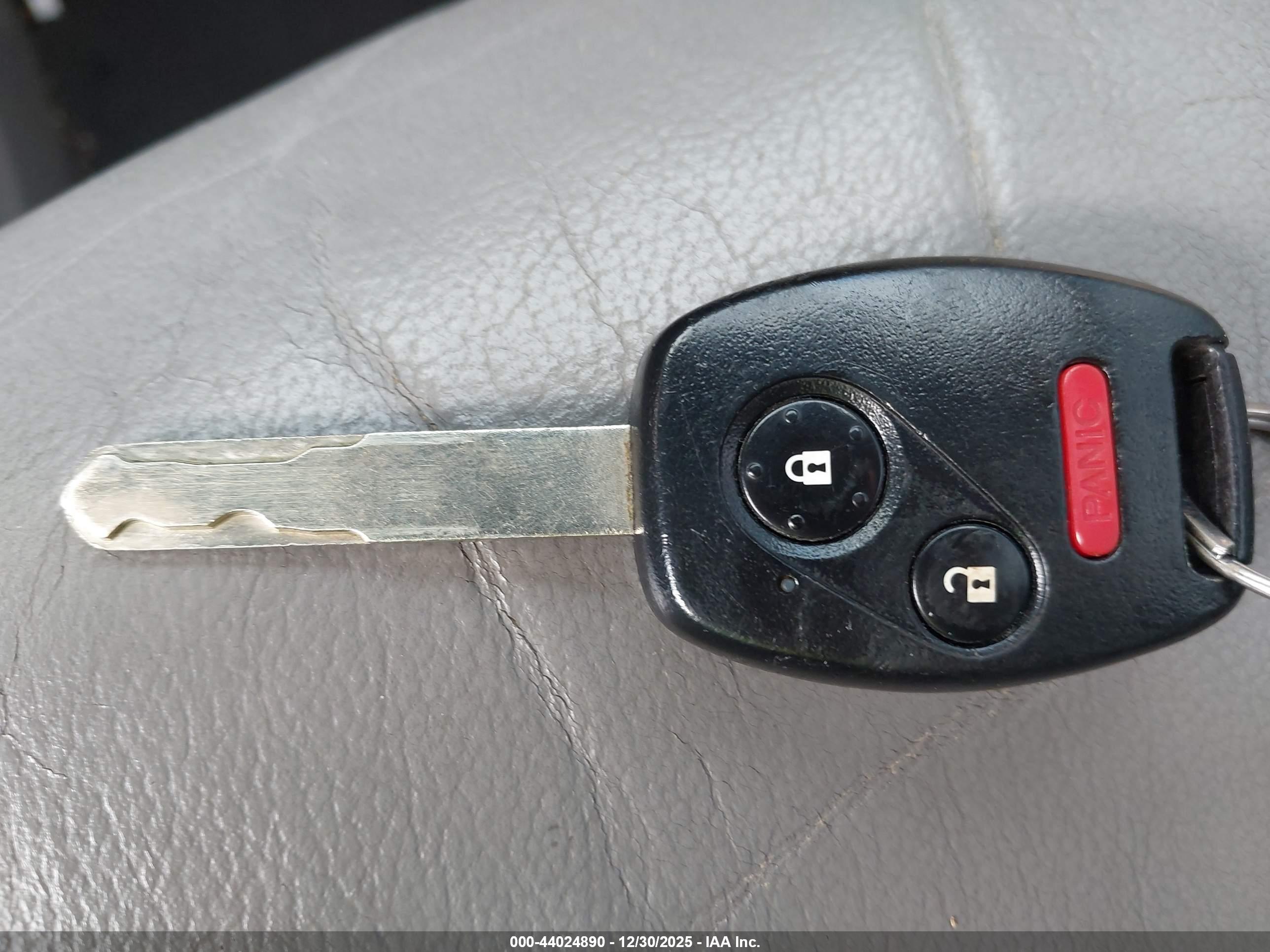 HONDA CR-V image 11