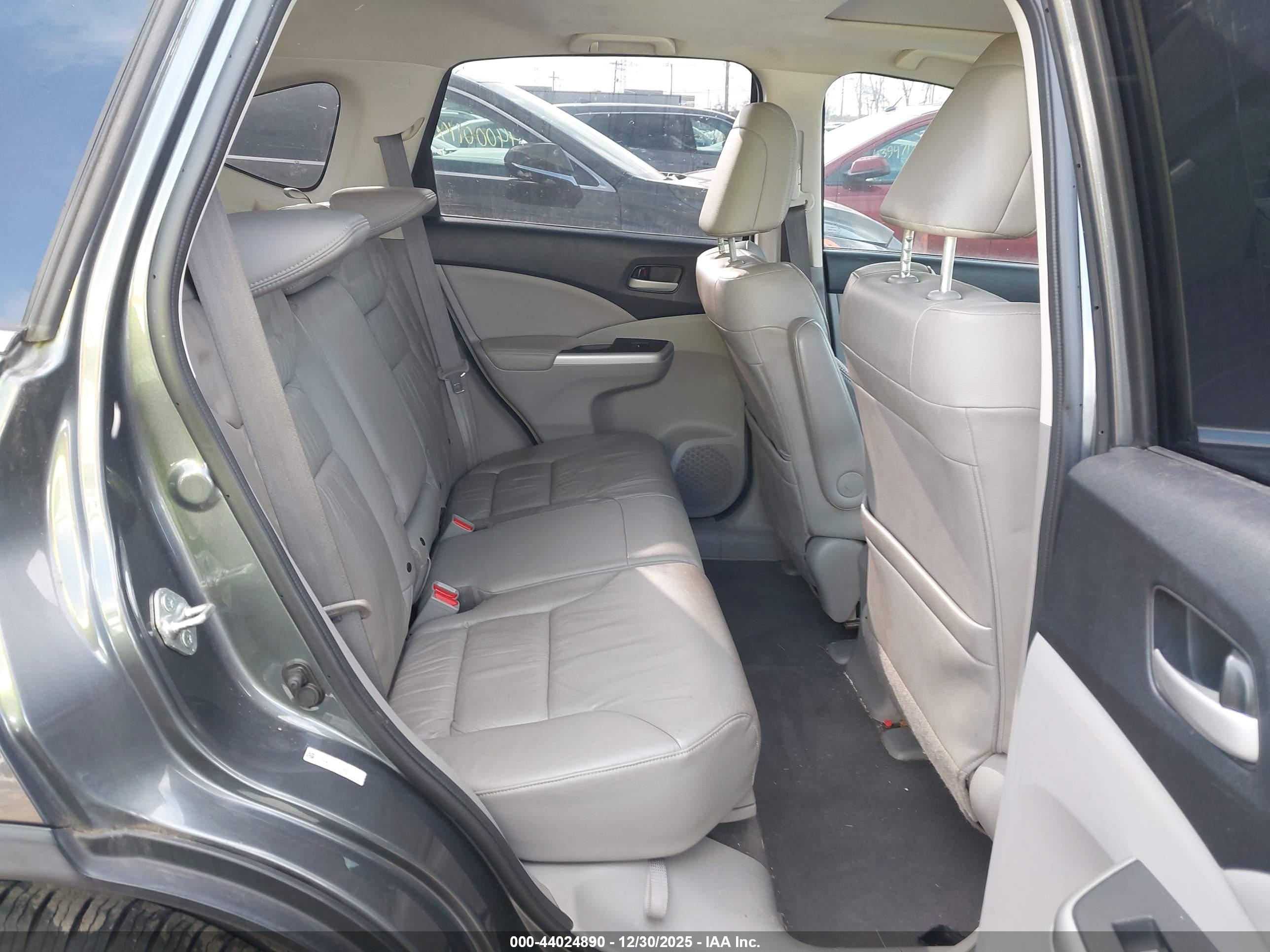 HONDA CR-V image 8