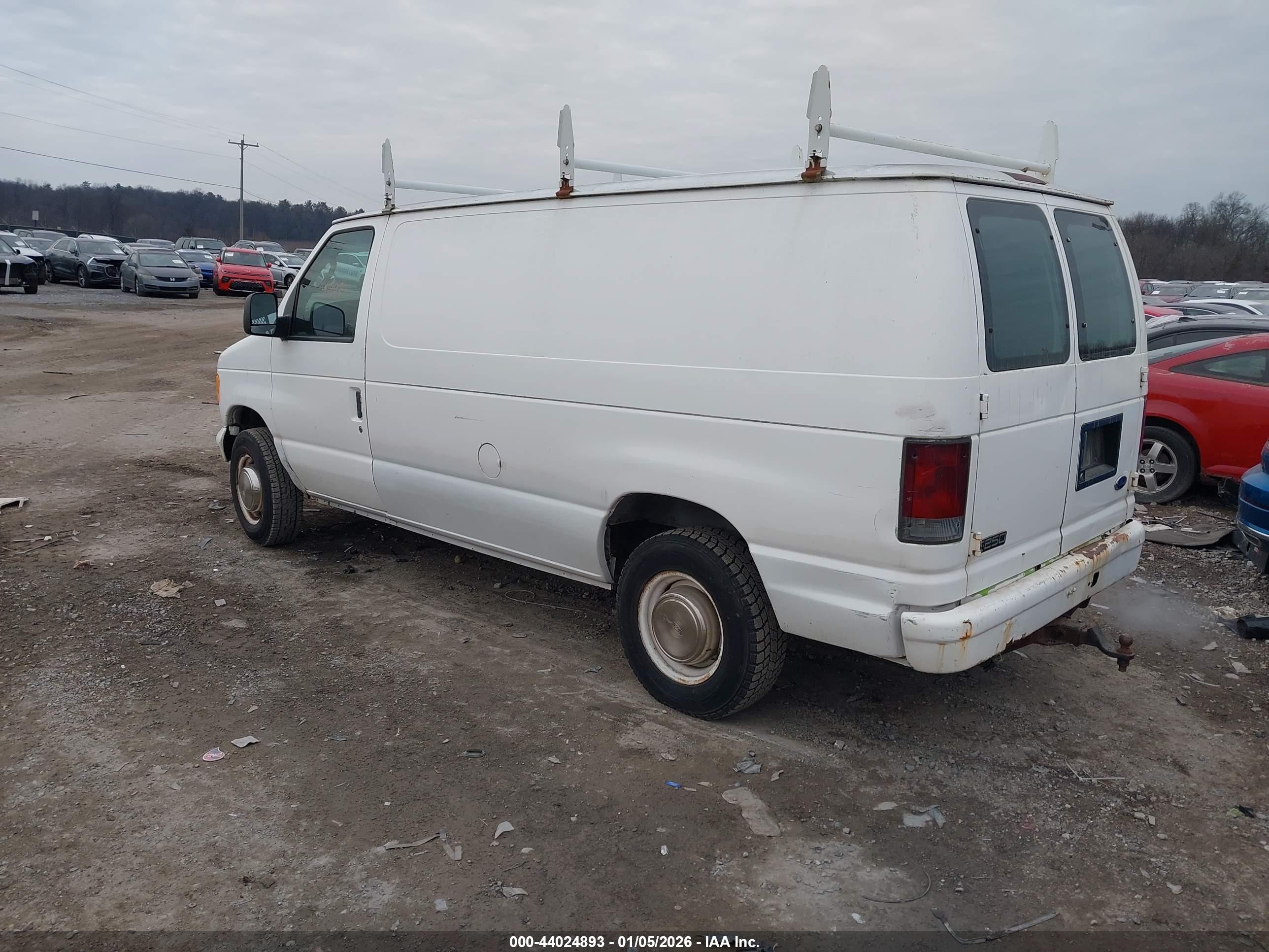 FORD E-250 image 3