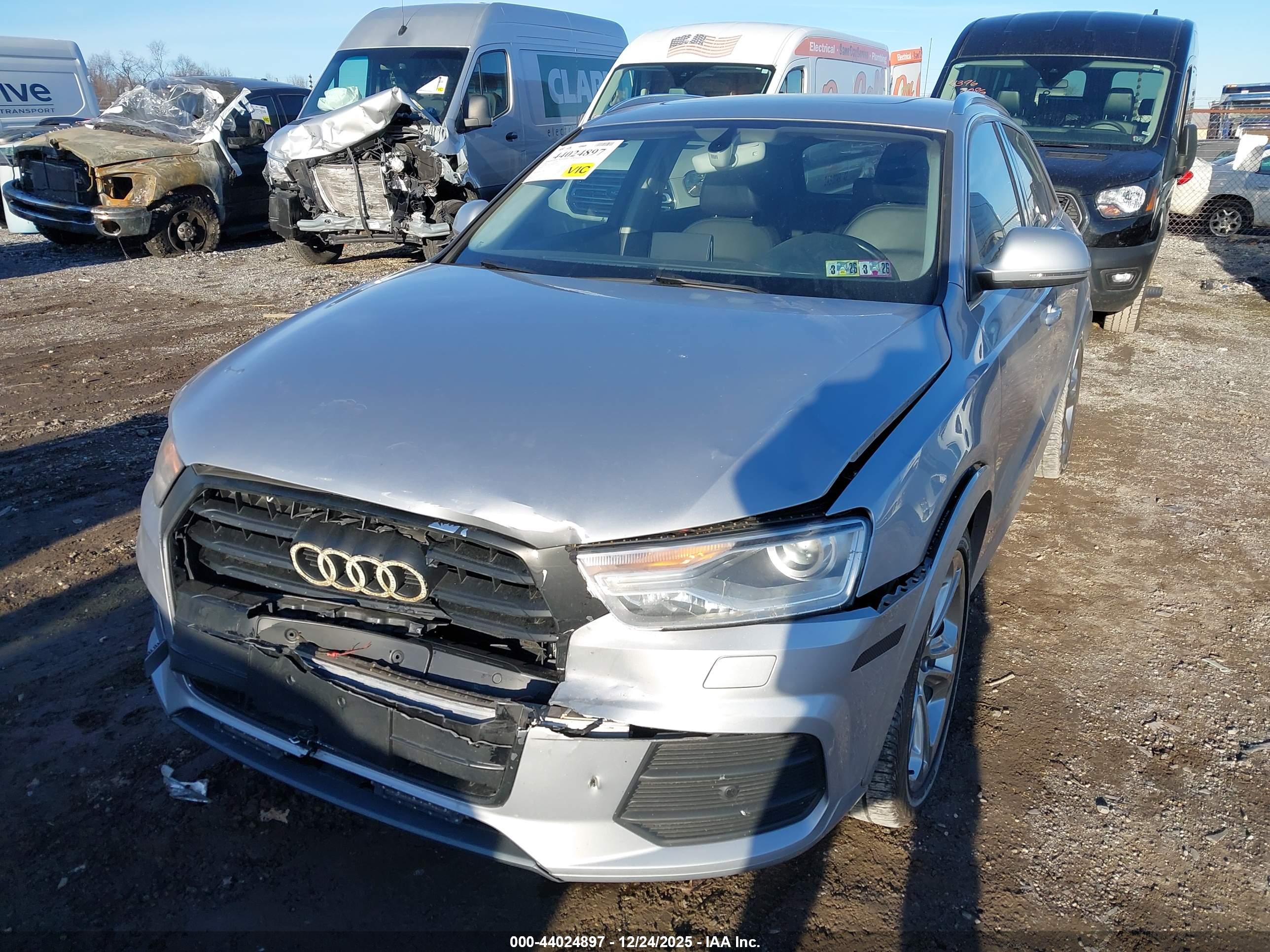 AUDI Q3 image 6