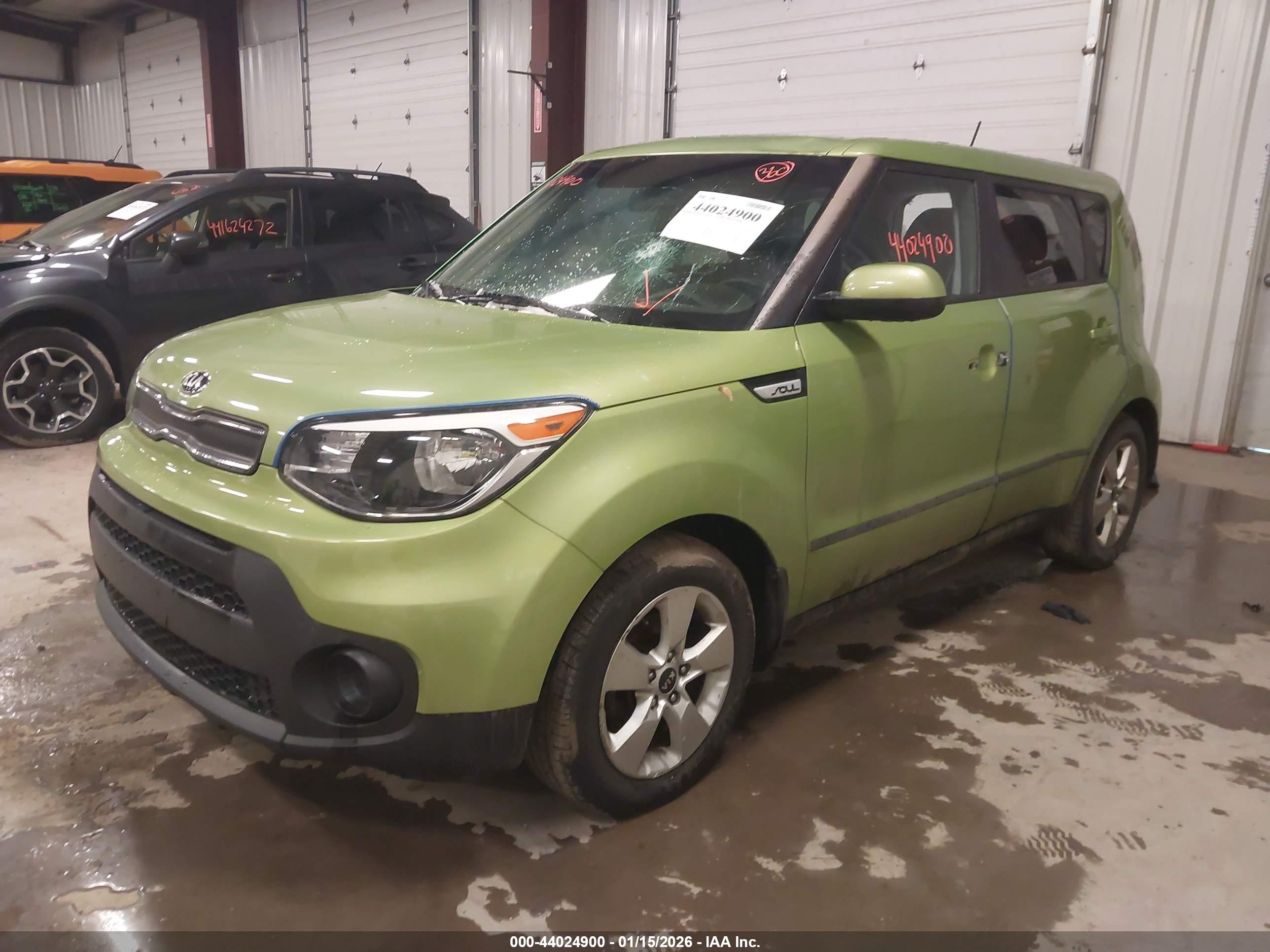 KIA SOUL image 2