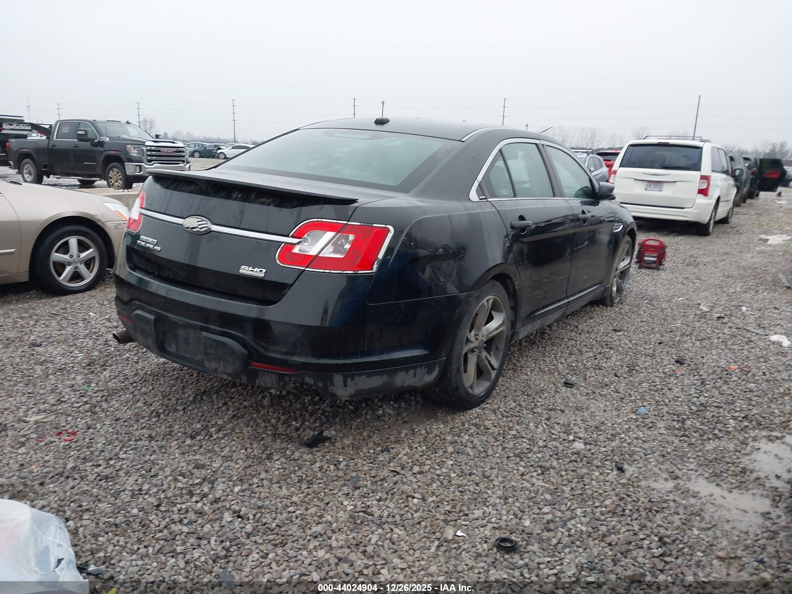 FORD TAURUS image 4