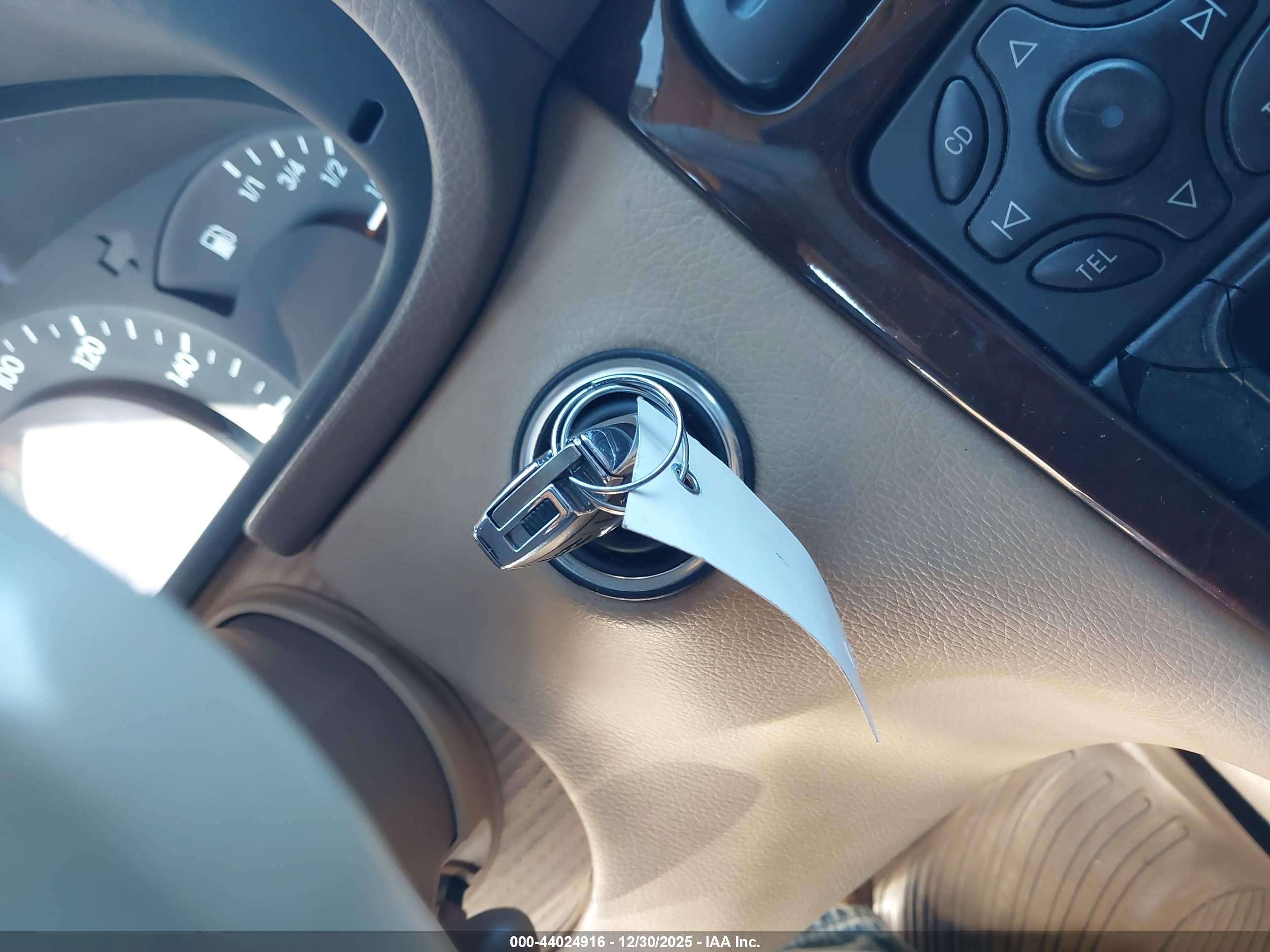 MERCEDES-BENZ C image 11