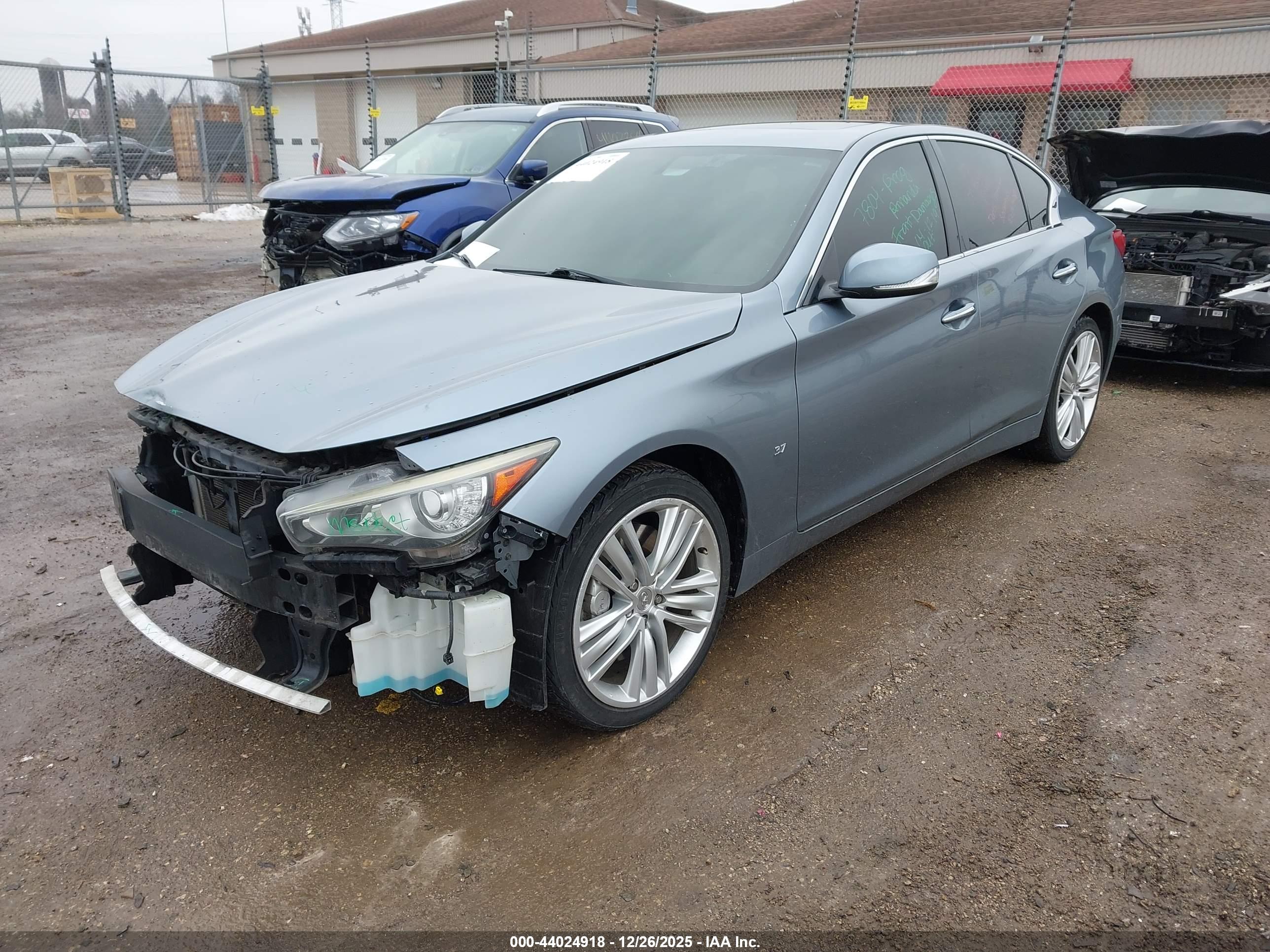 INFINITI Q50 image 2