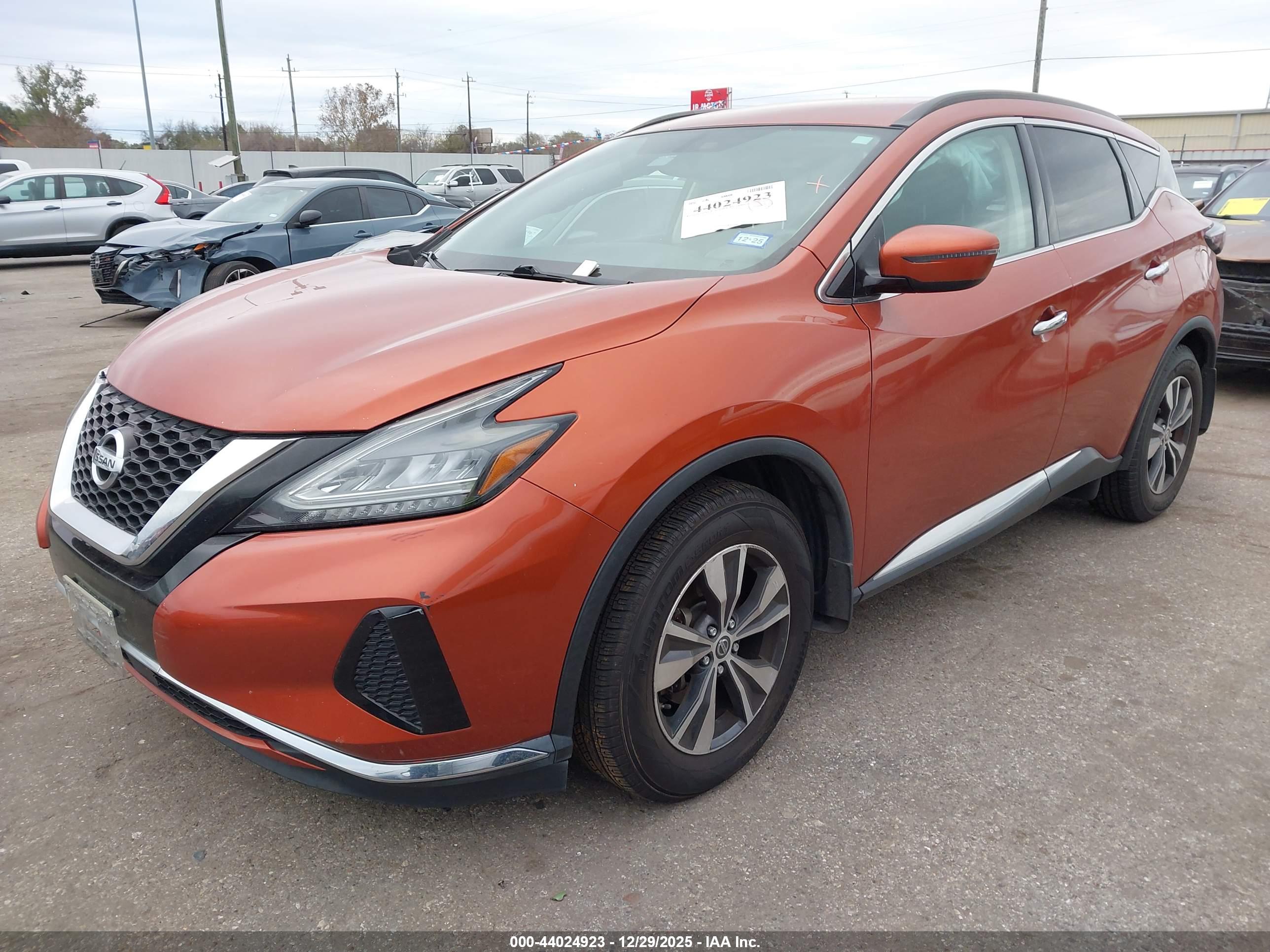 NISSAN MURANO image 2