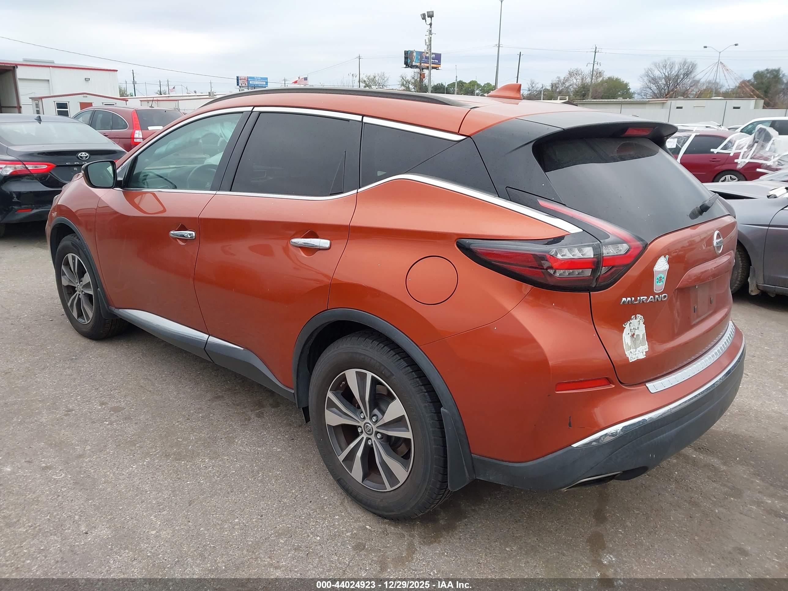NISSAN MURANO image 3
