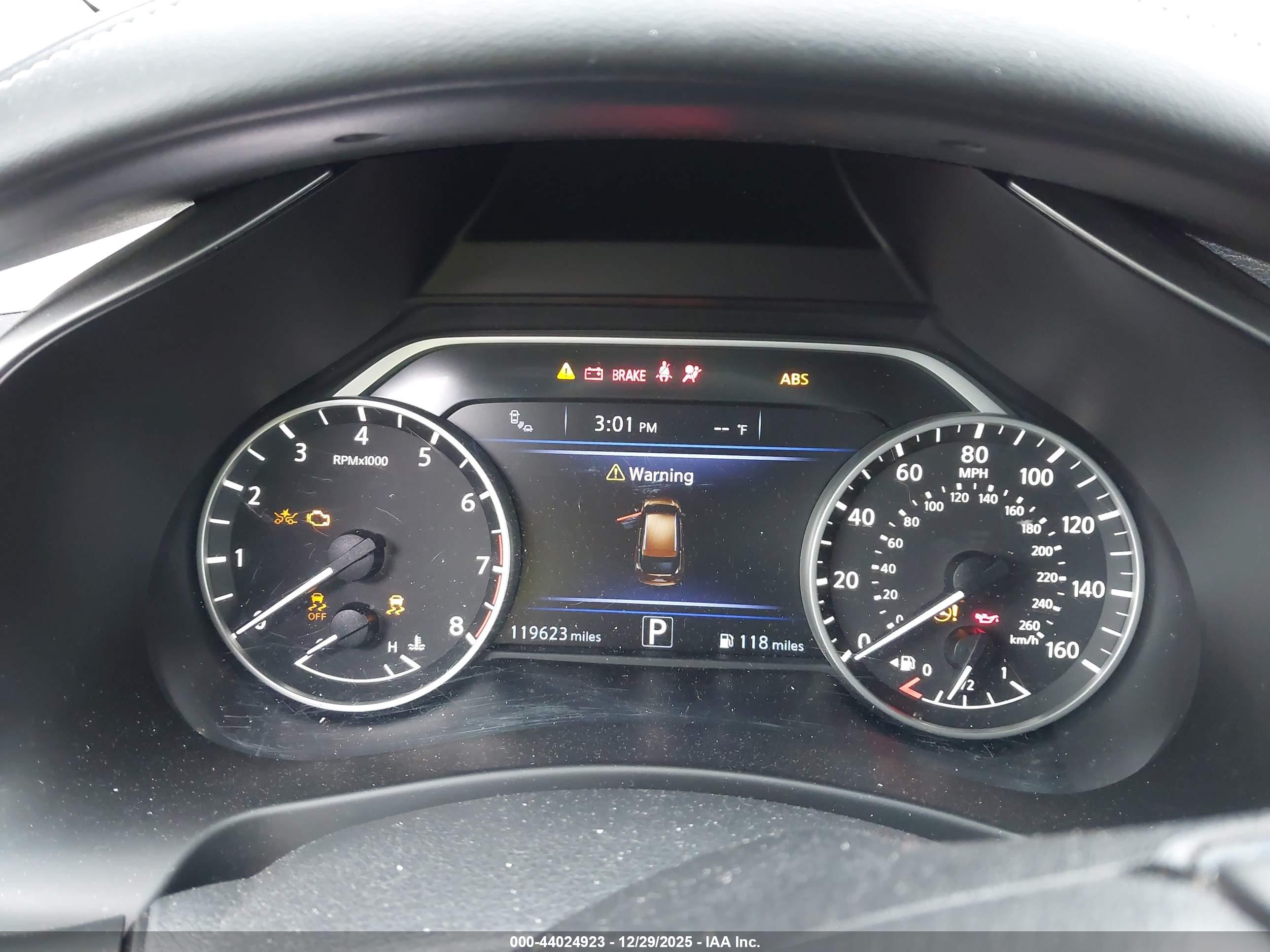 NISSAN MURANO image 7