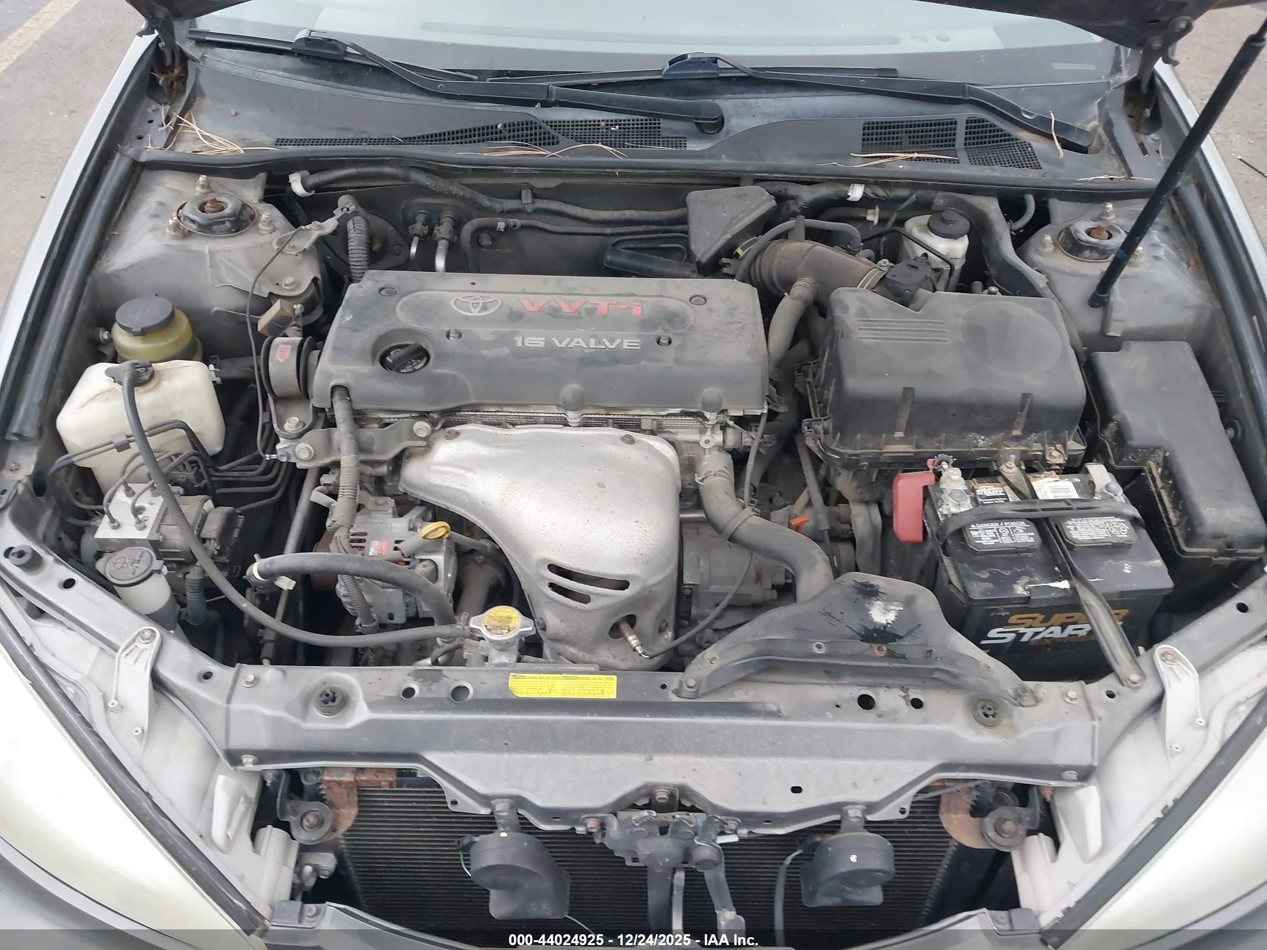TOYOTA CAMRY image 10