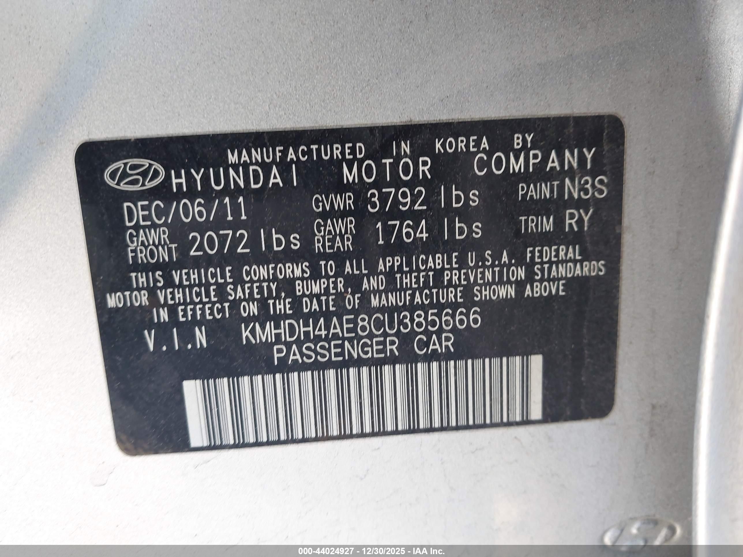 HYUNDAI ELANTRA image 9