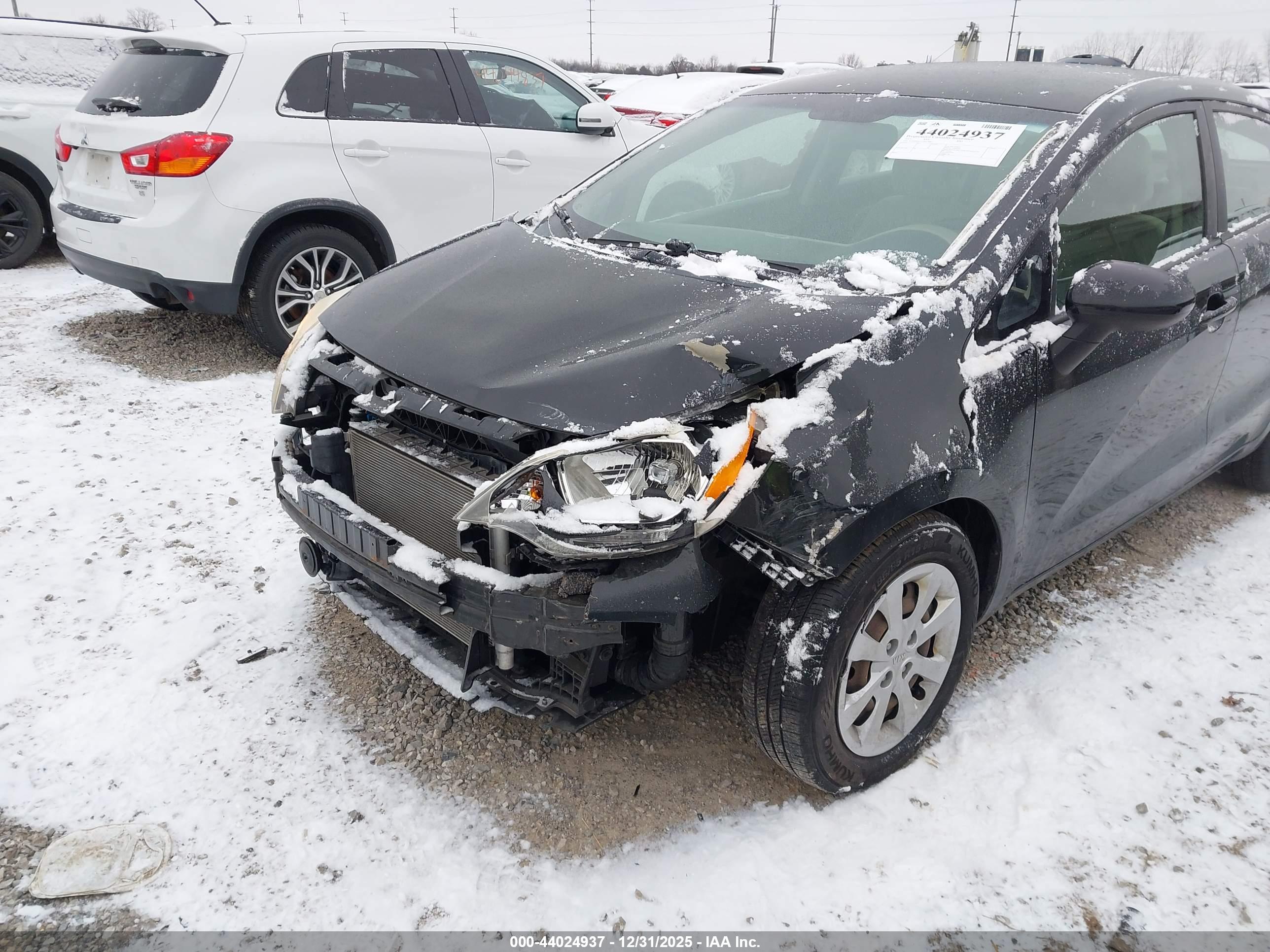 KIA RIO image 6