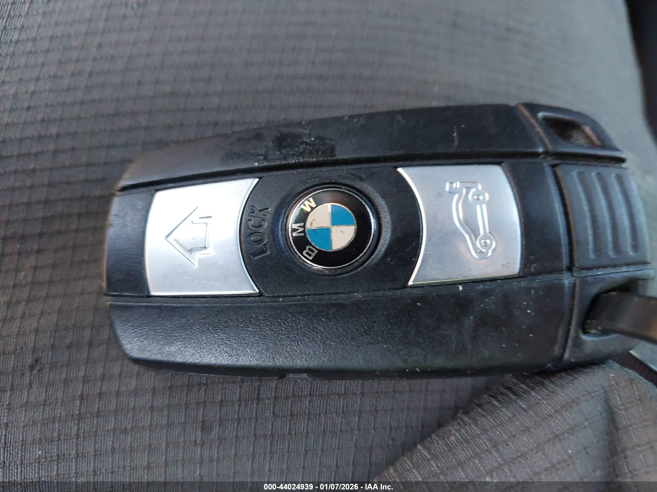 BMW 328I image 11