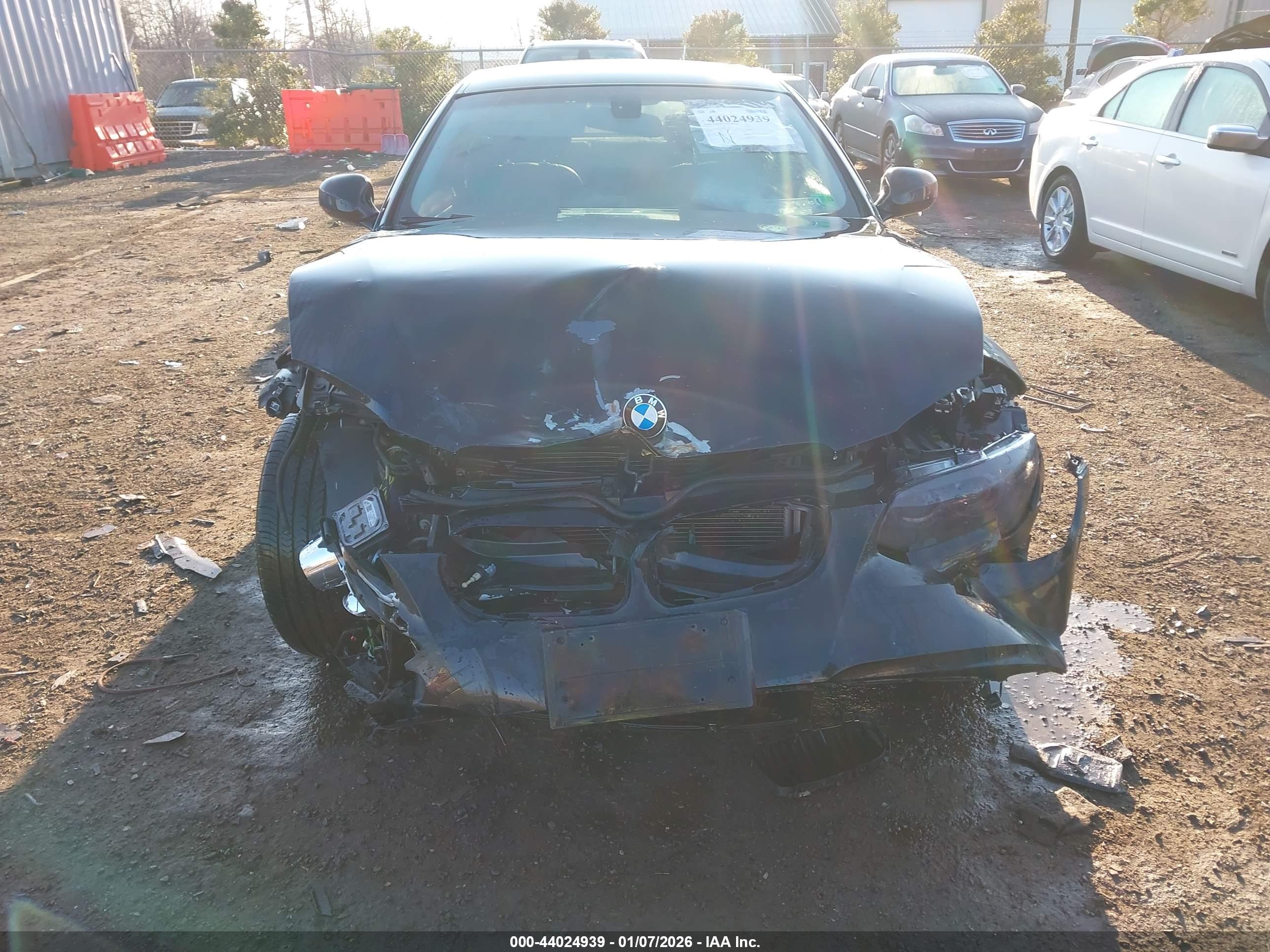 BMW 328I image 6