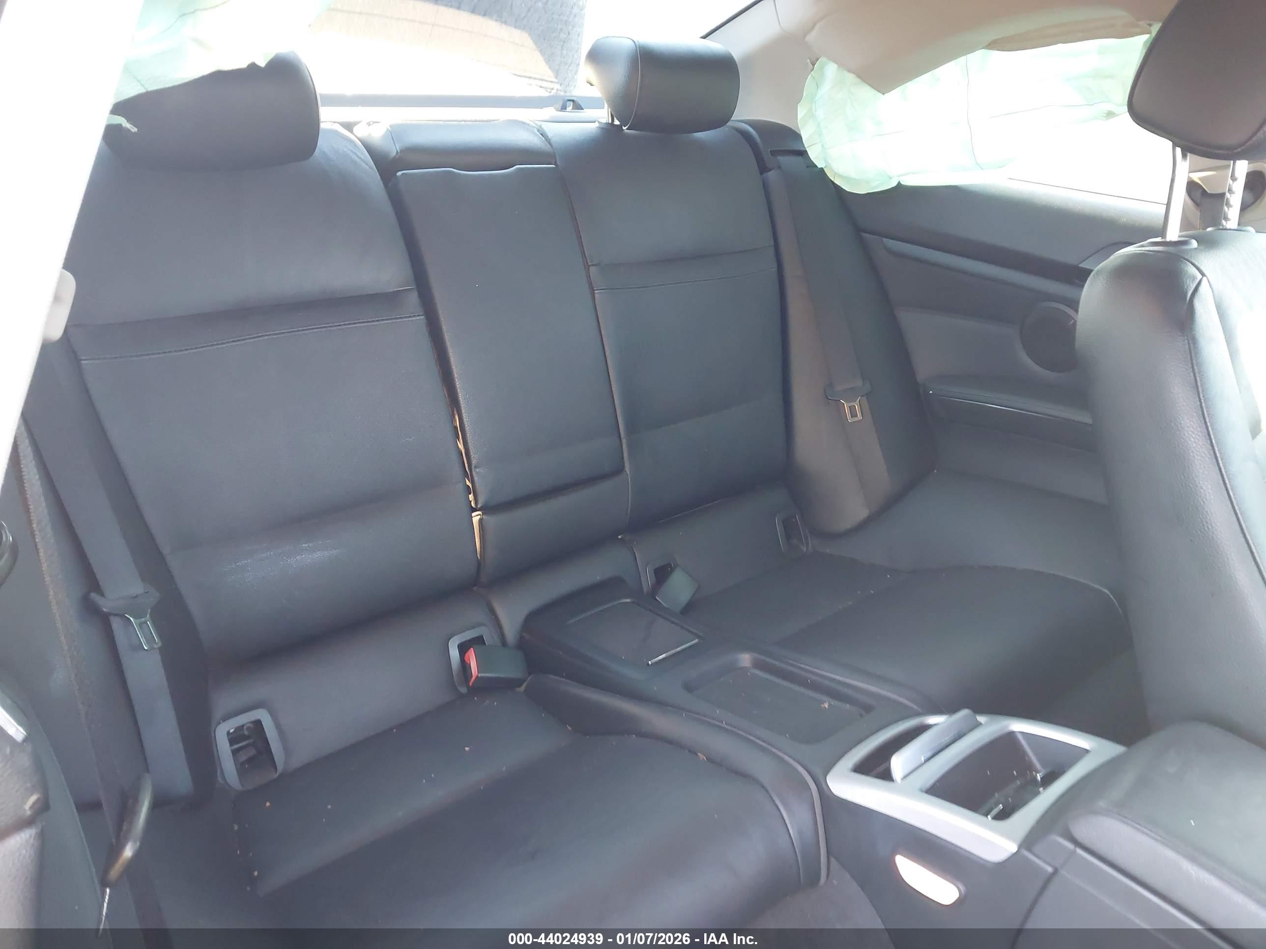 BMW 328I image 8