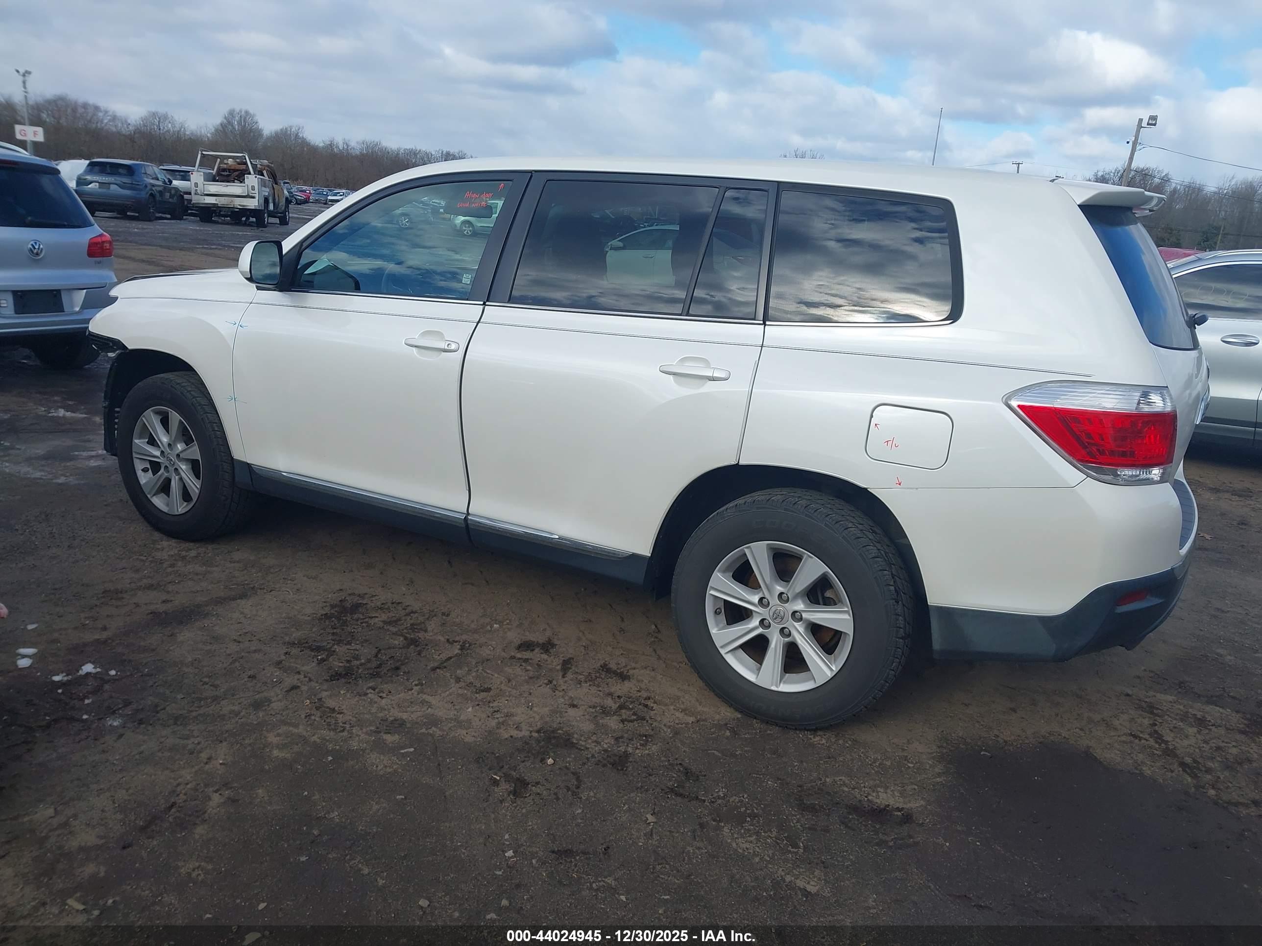 TOYOTA HIGHLANDER image 3