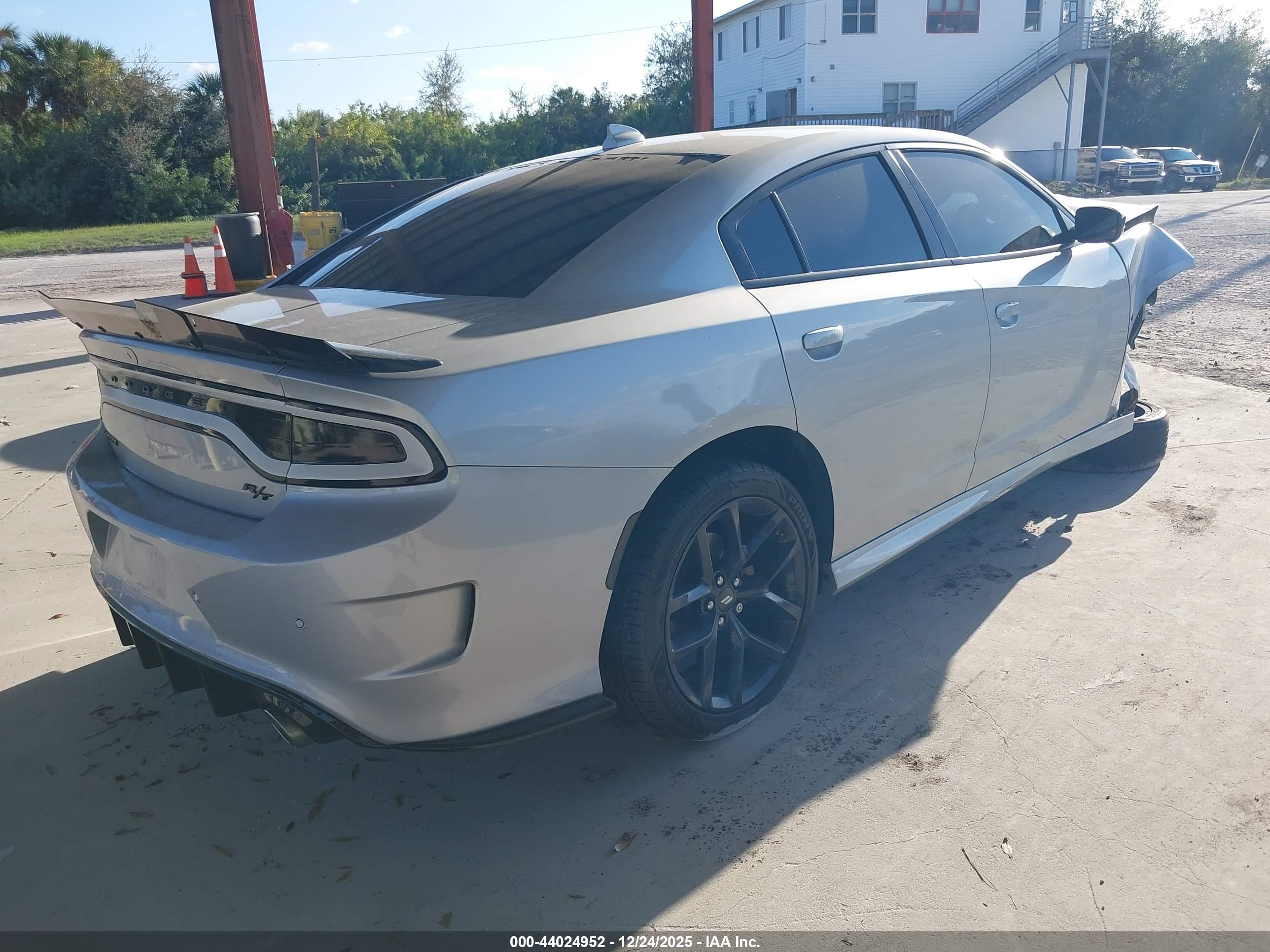 DODGE CHARGER image 4
