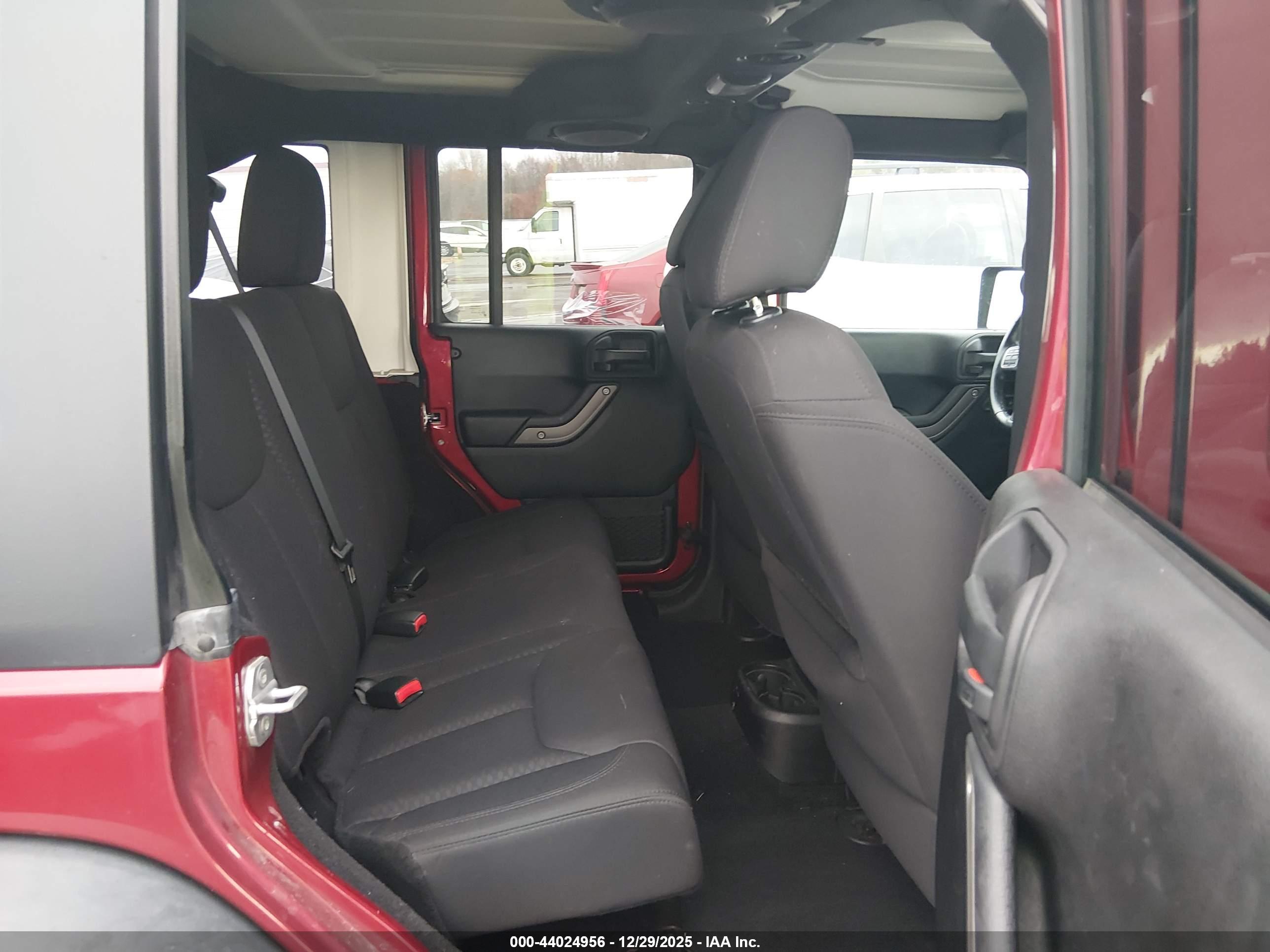 JEEP WRANGLER image 8