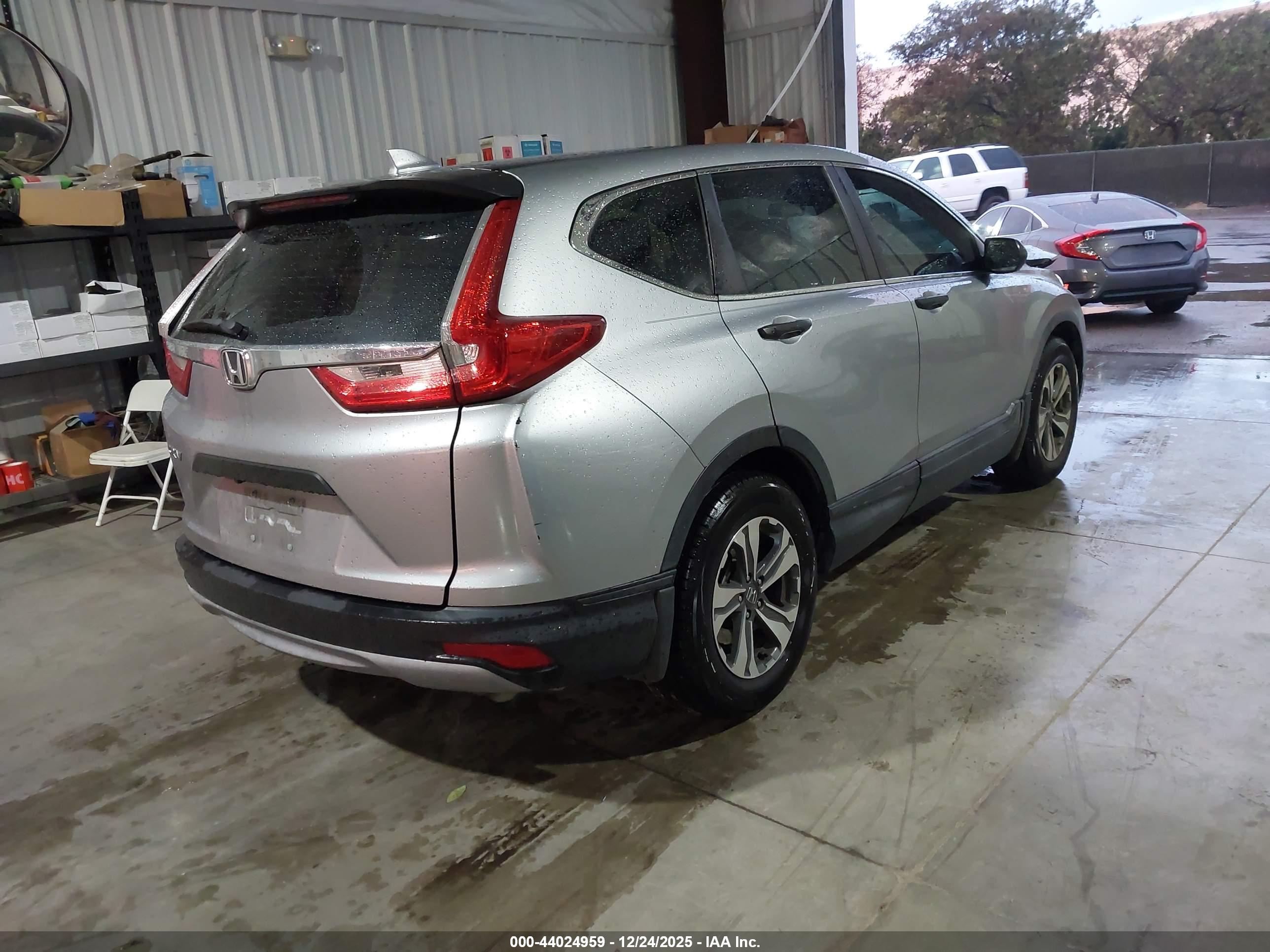 HONDA CR-V image 4