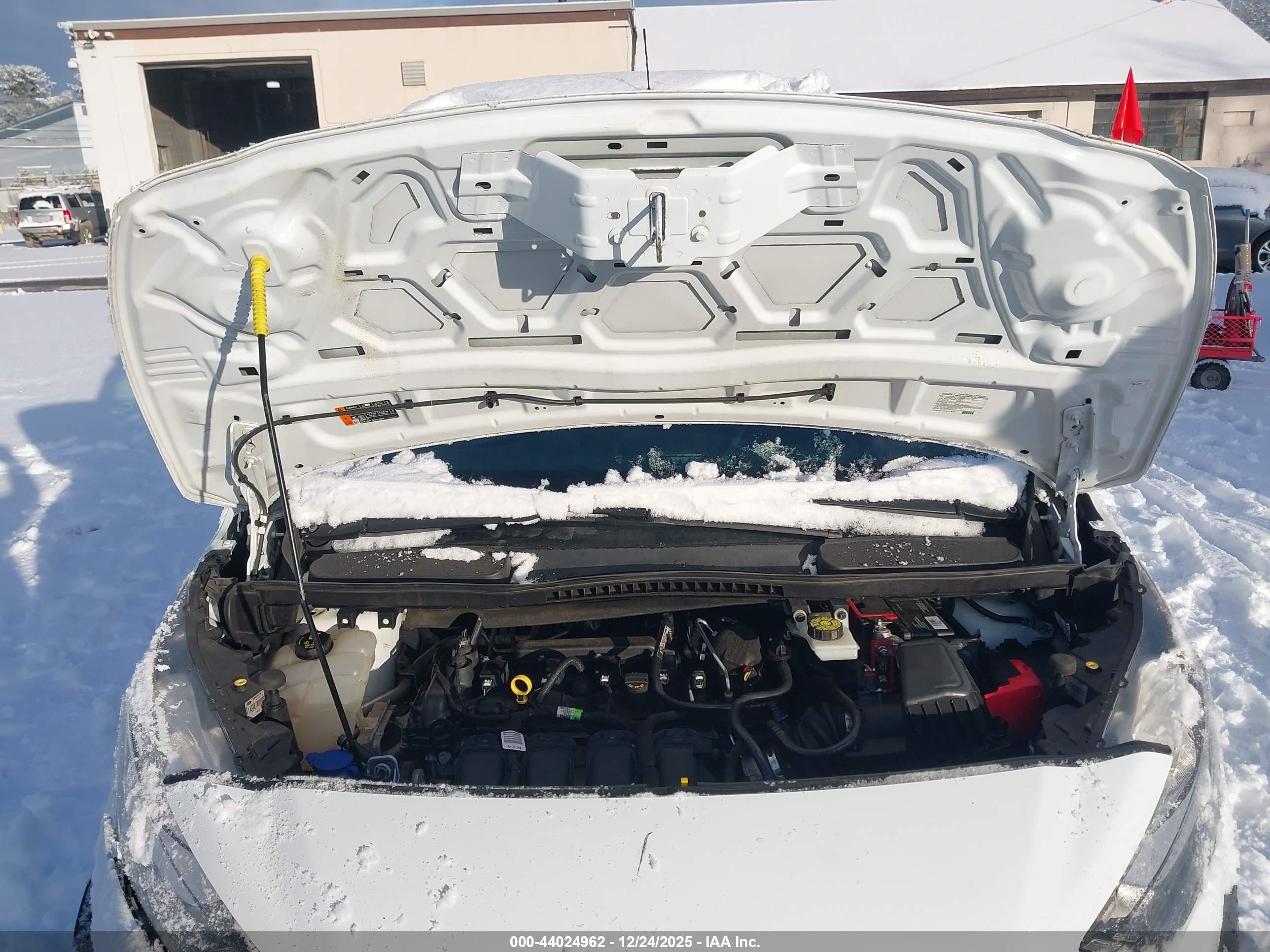 FORD TRANSIT image 10