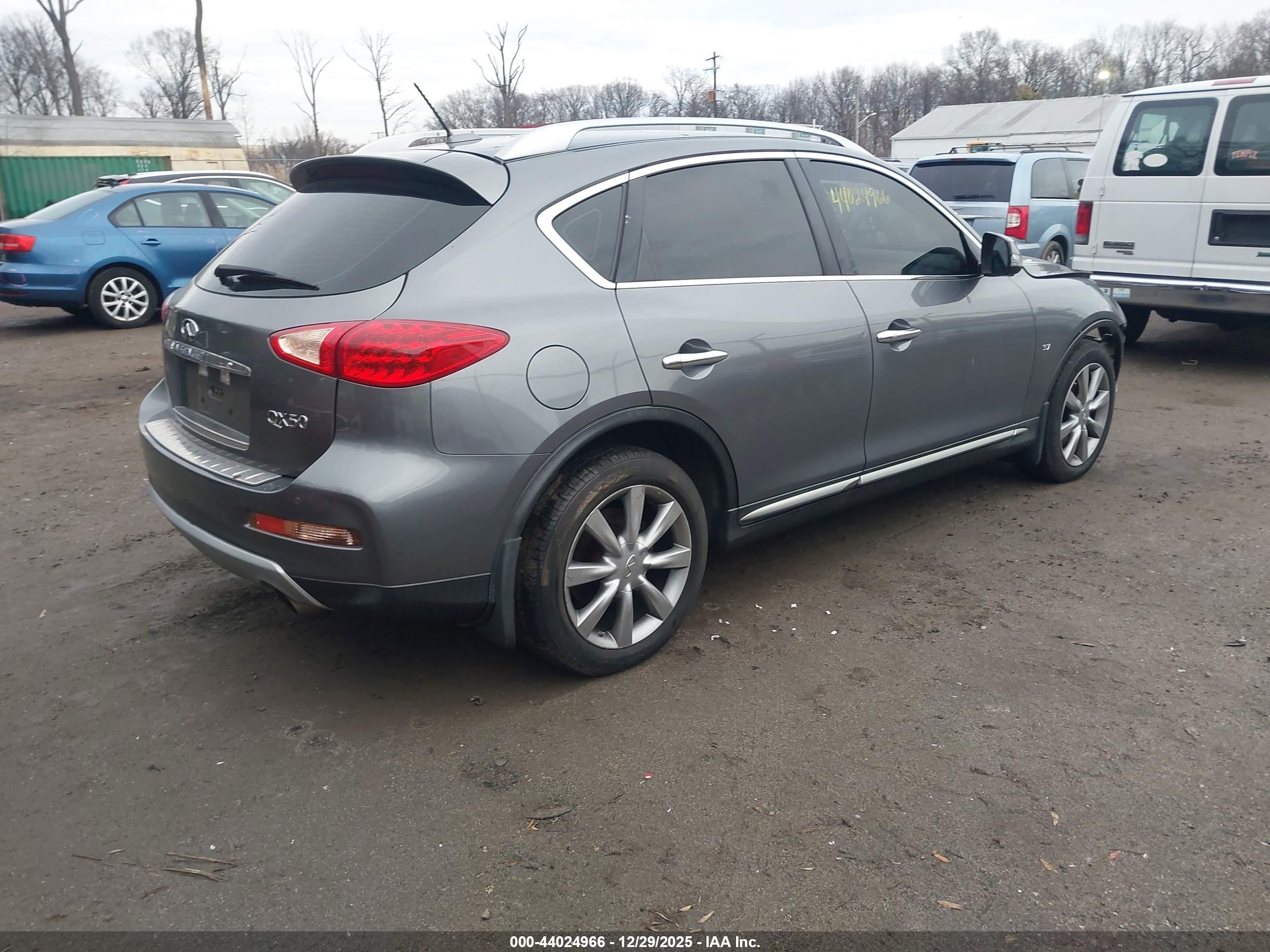 INFINITI QX50 image 4