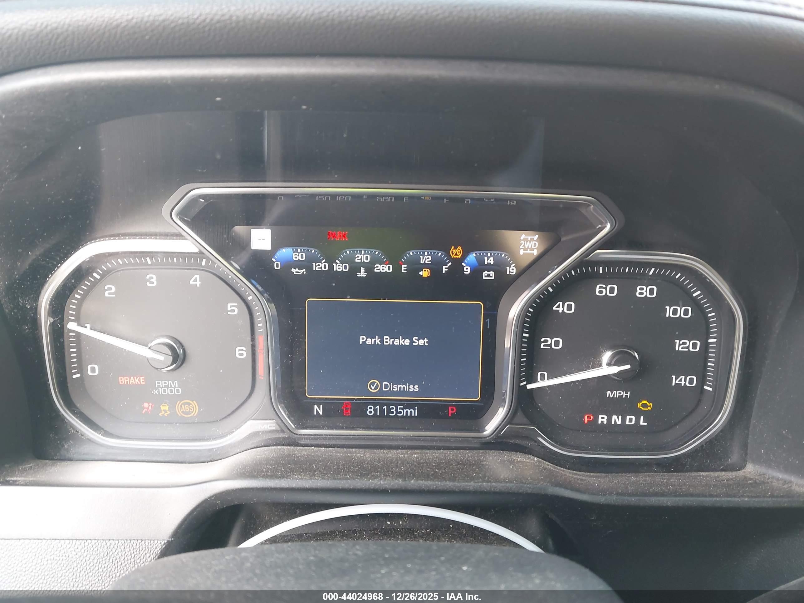 GMC SIERRA image 7