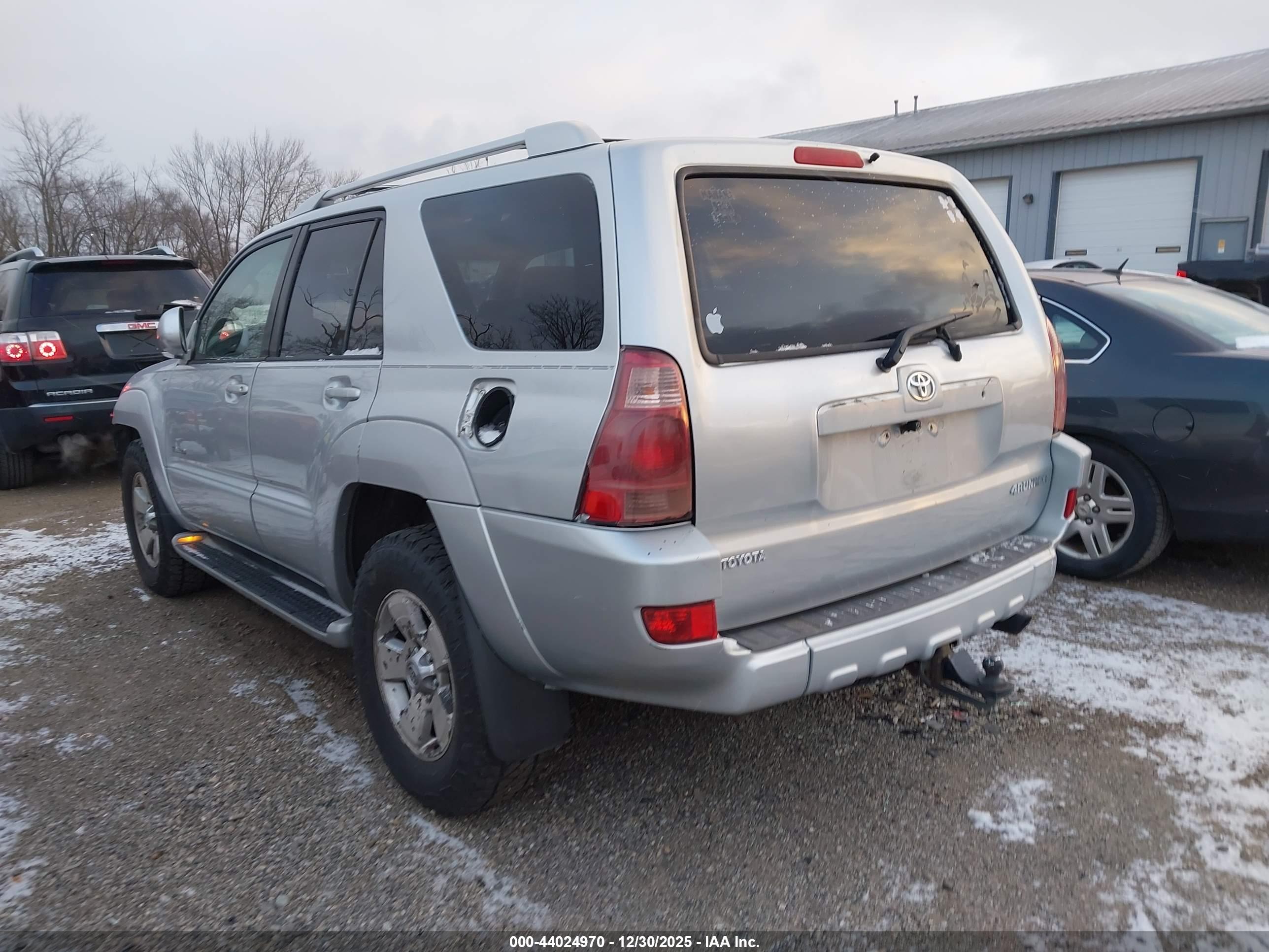 TOYOTA 4RUNNER image 3
