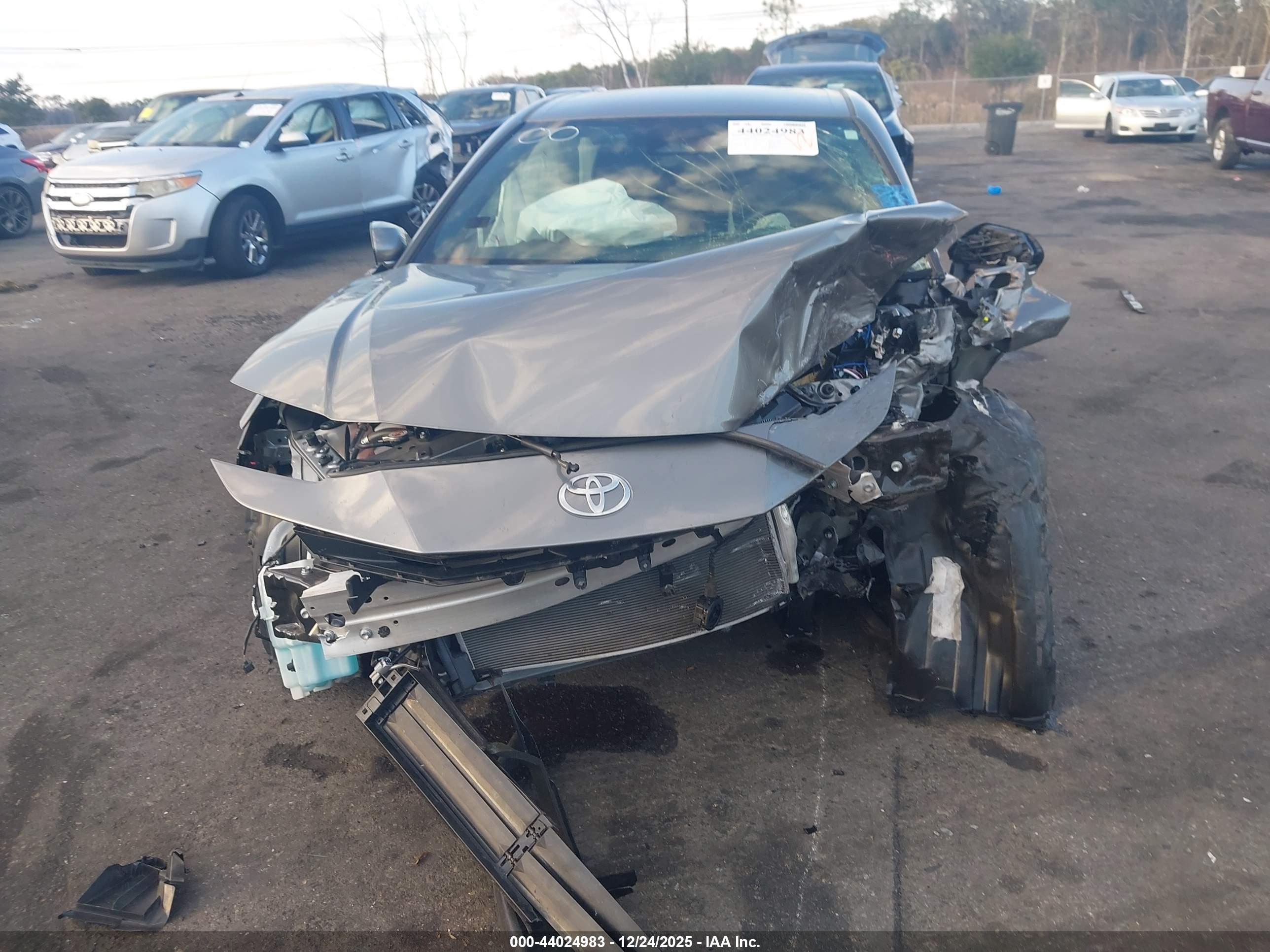 TOYOTA CAMRY image 6