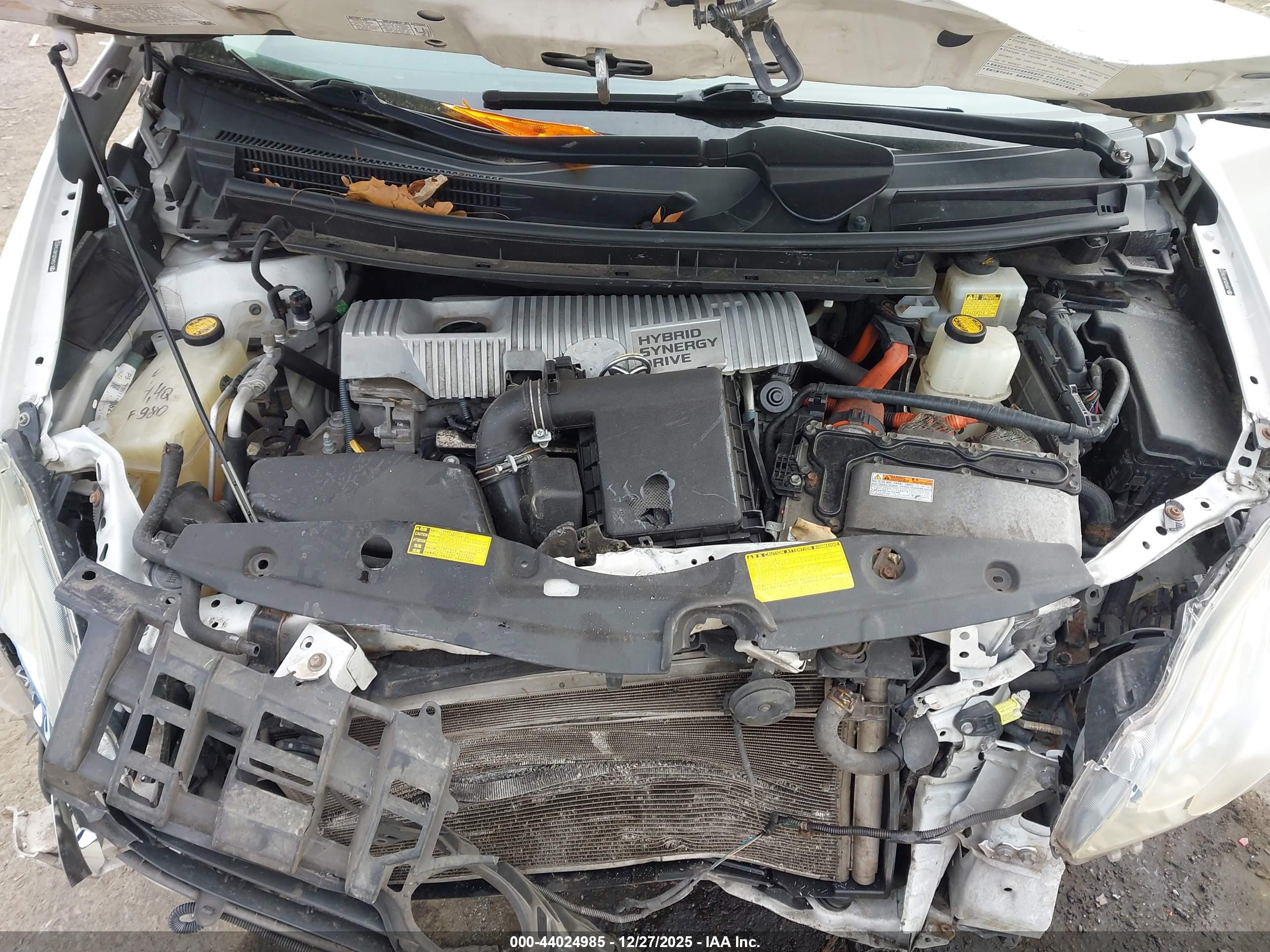 TOYOTA PRIUS image 10
