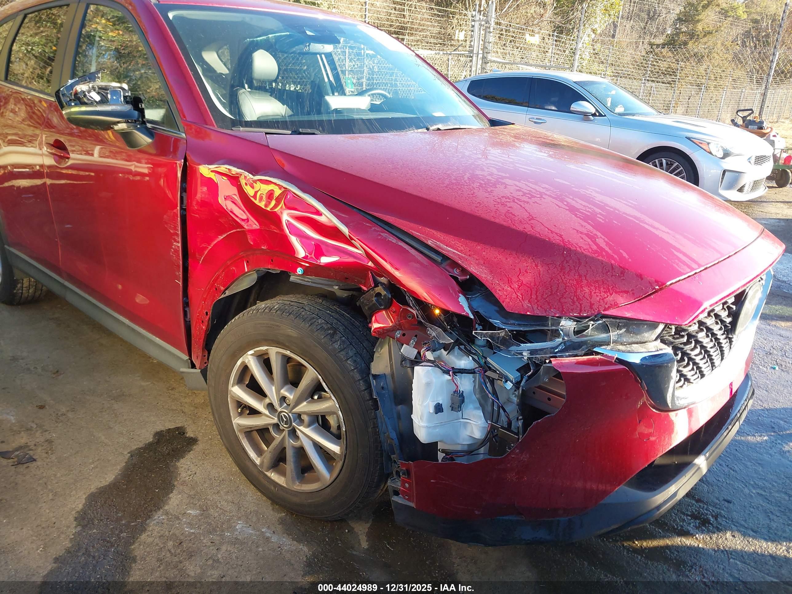 MAZDA CX-5 image 6
