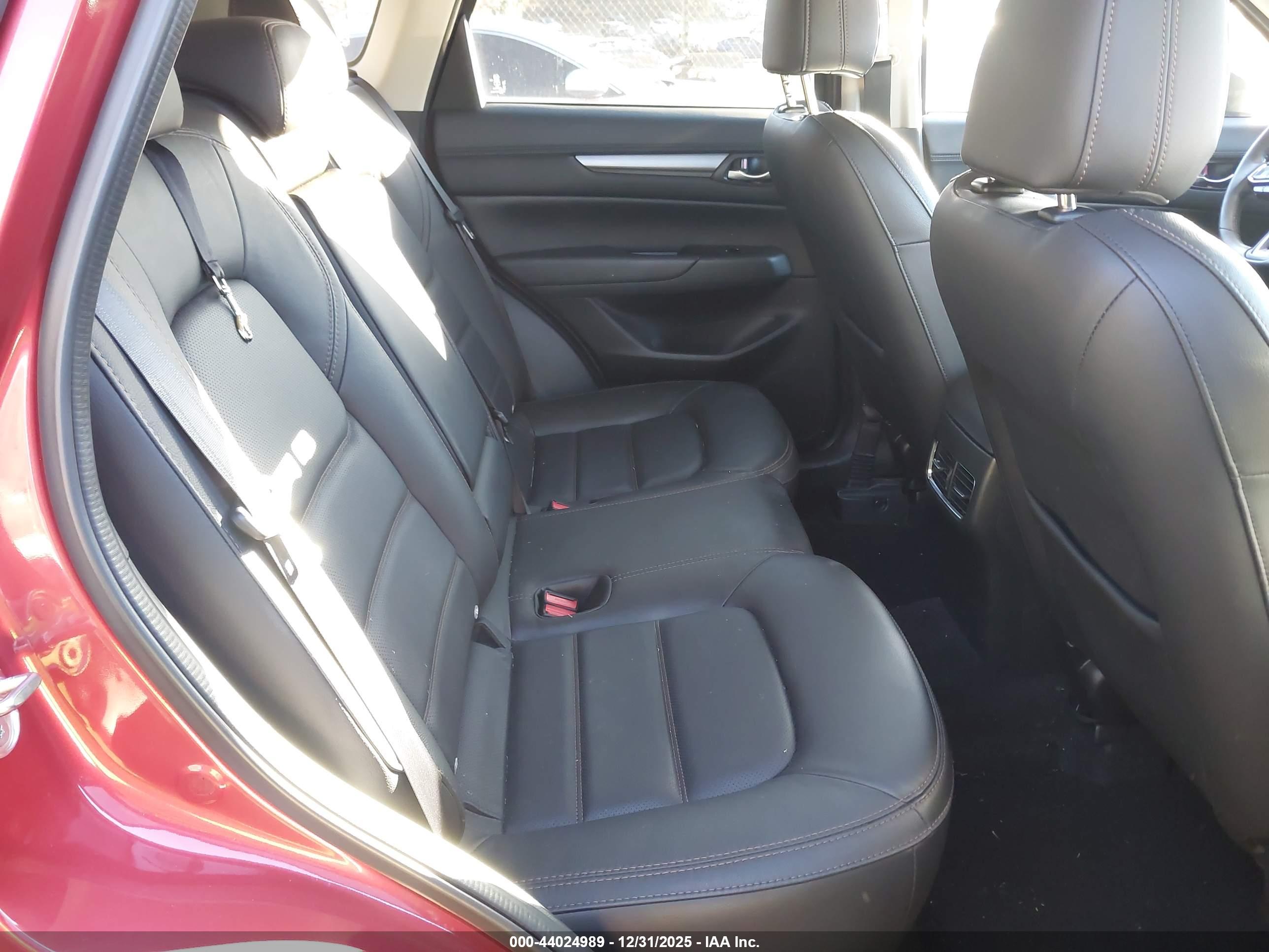 MAZDA CX-5 image 8