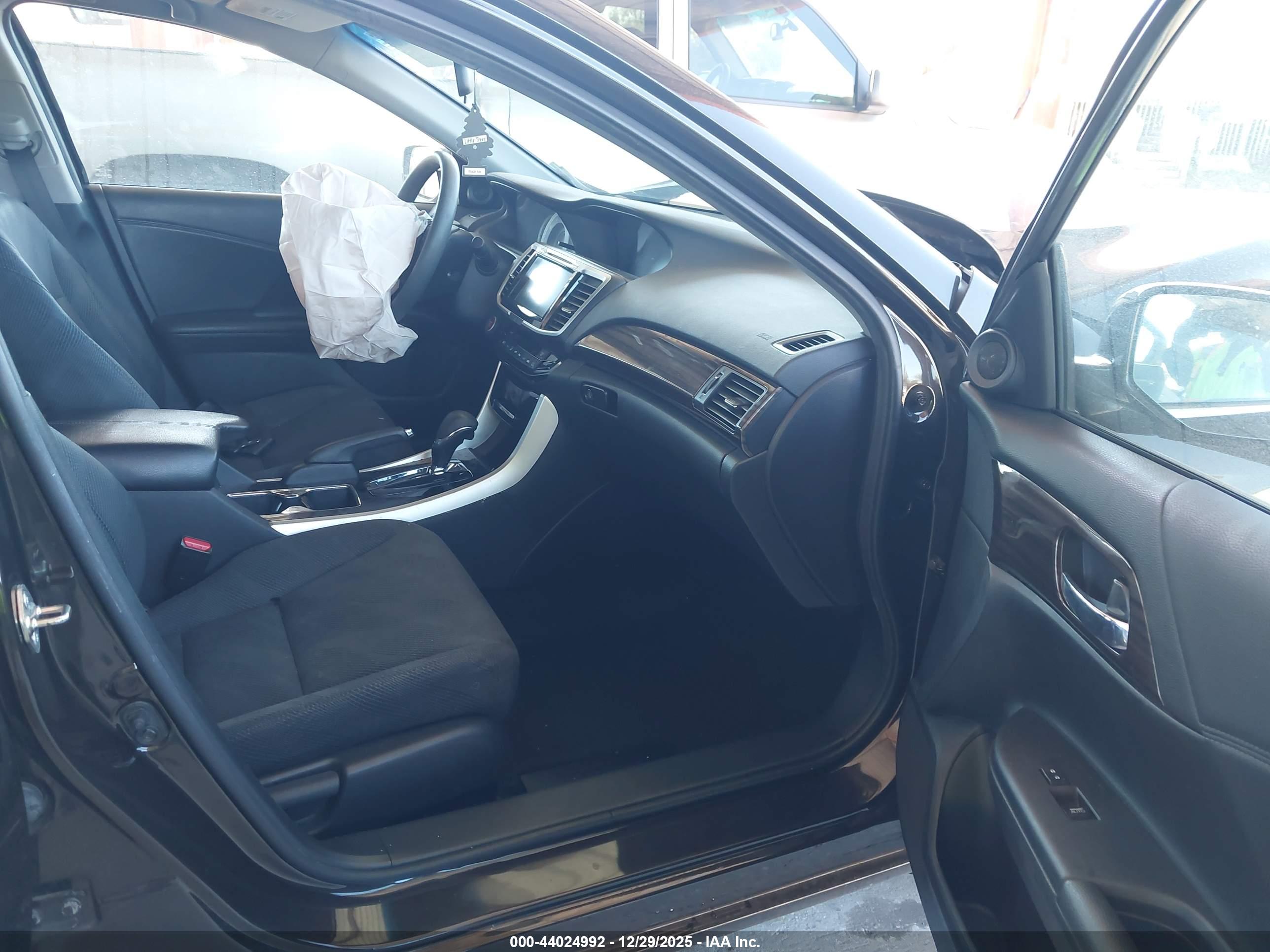 HONDA ACCORD image 5