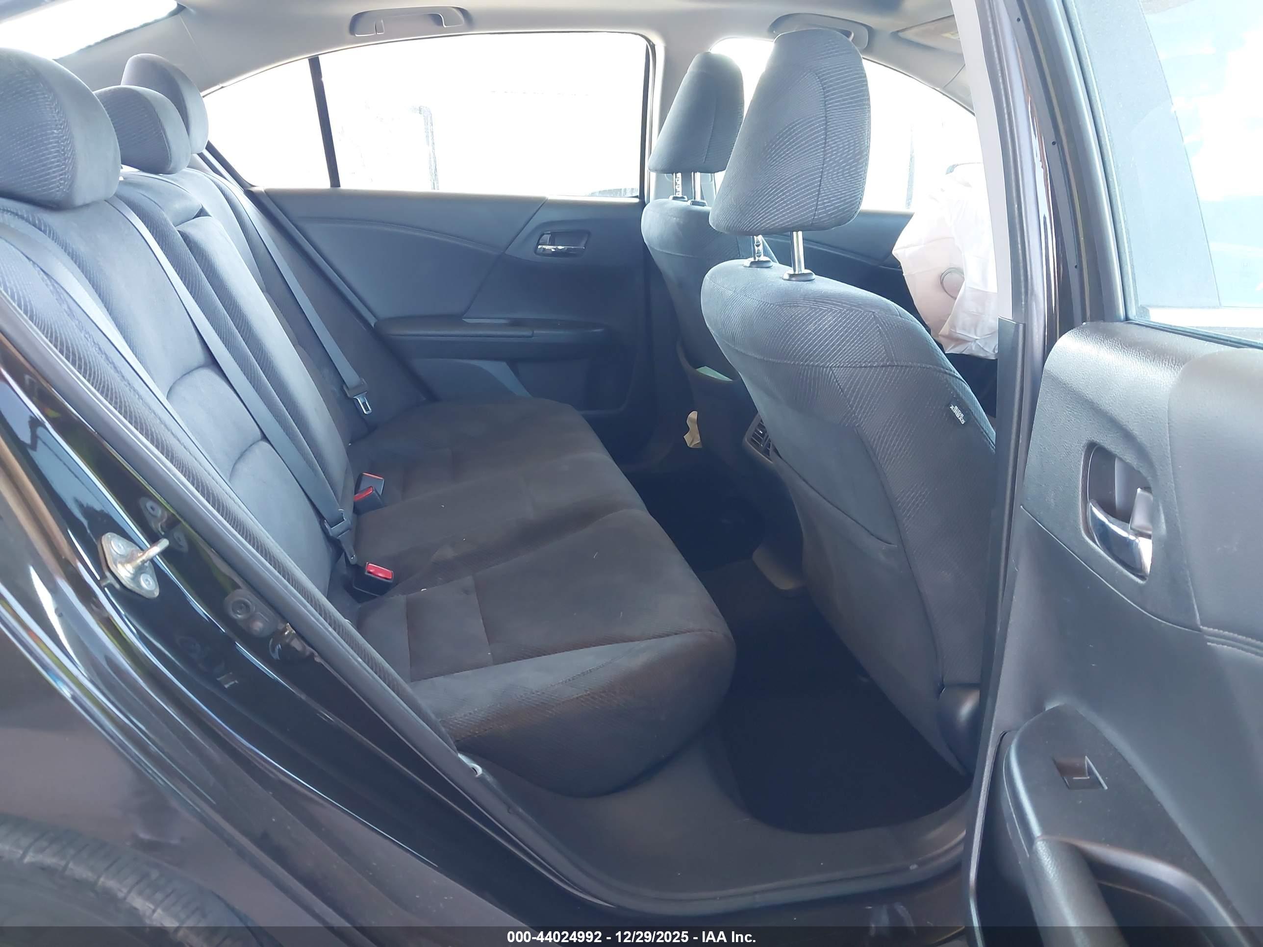 HONDA ACCORD image 8