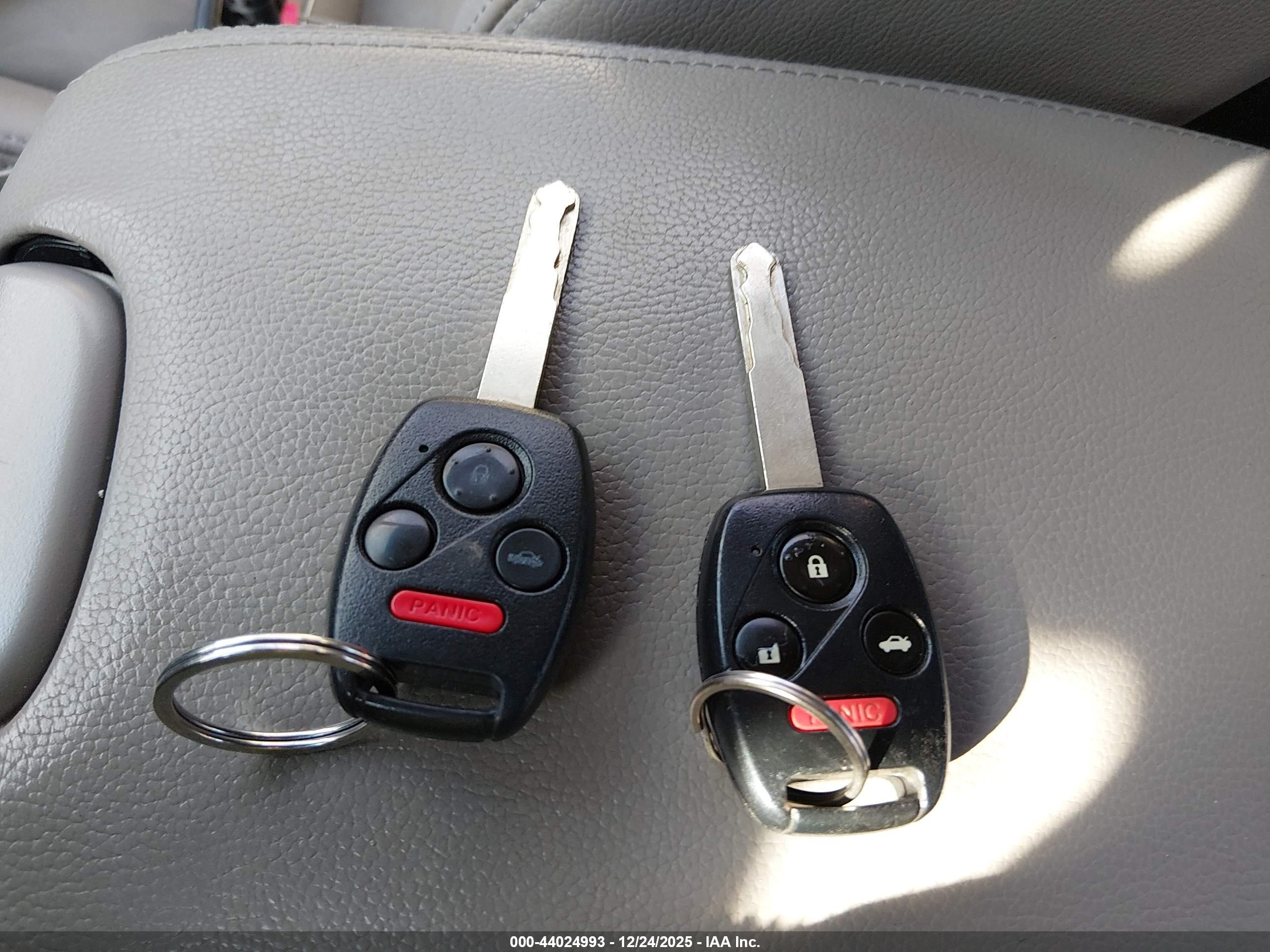 HONDA ACCORD image 11