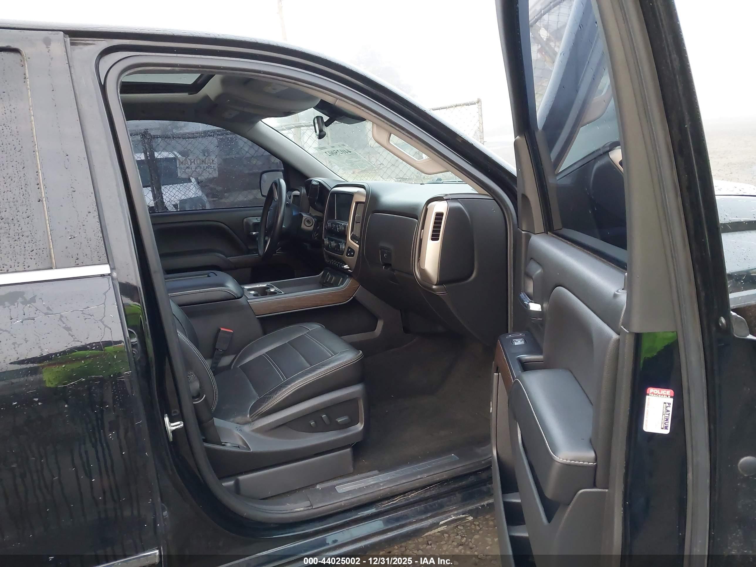 GMC SIERRA image 5