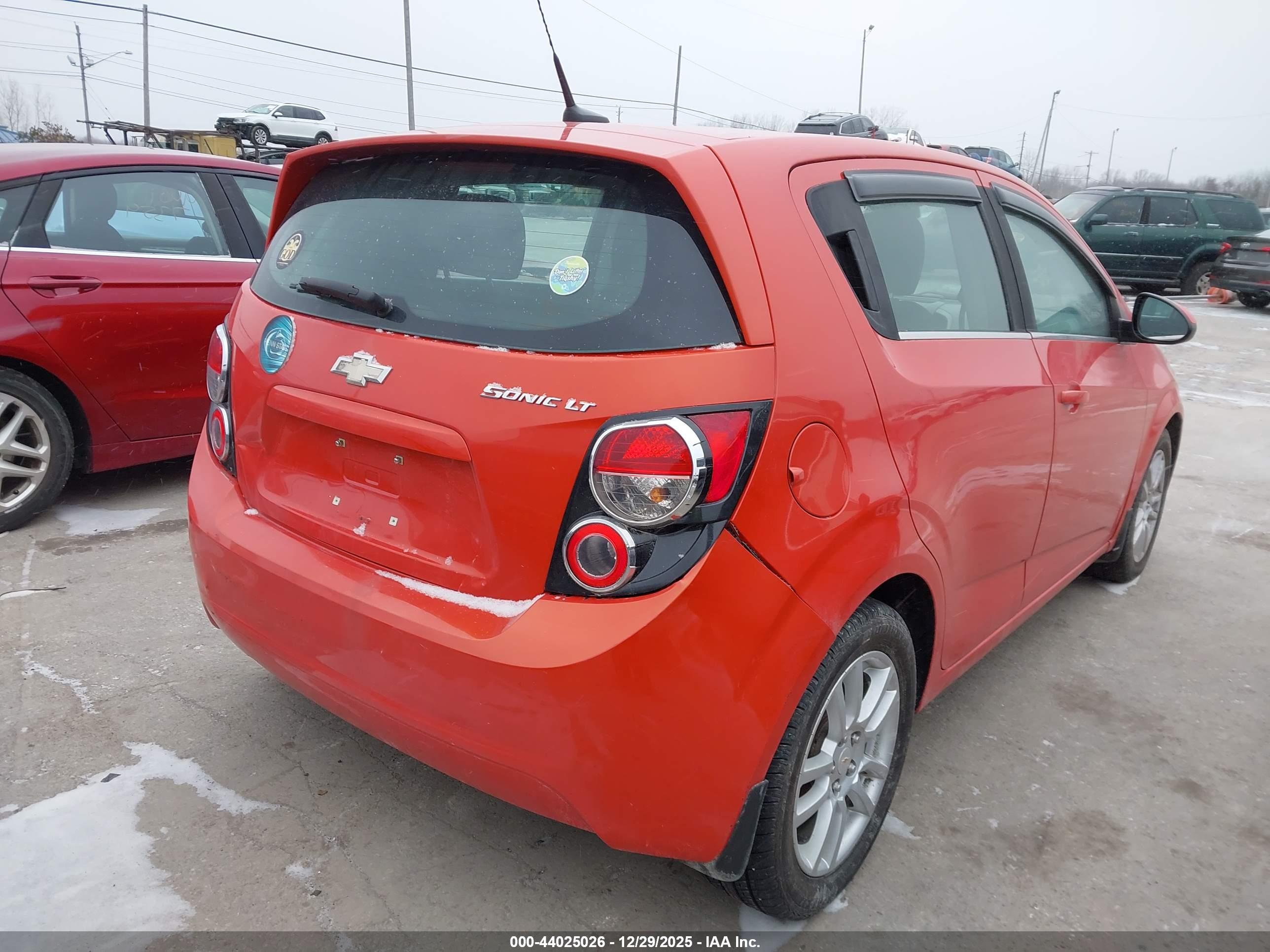 CHEVROLET SONIC image 4