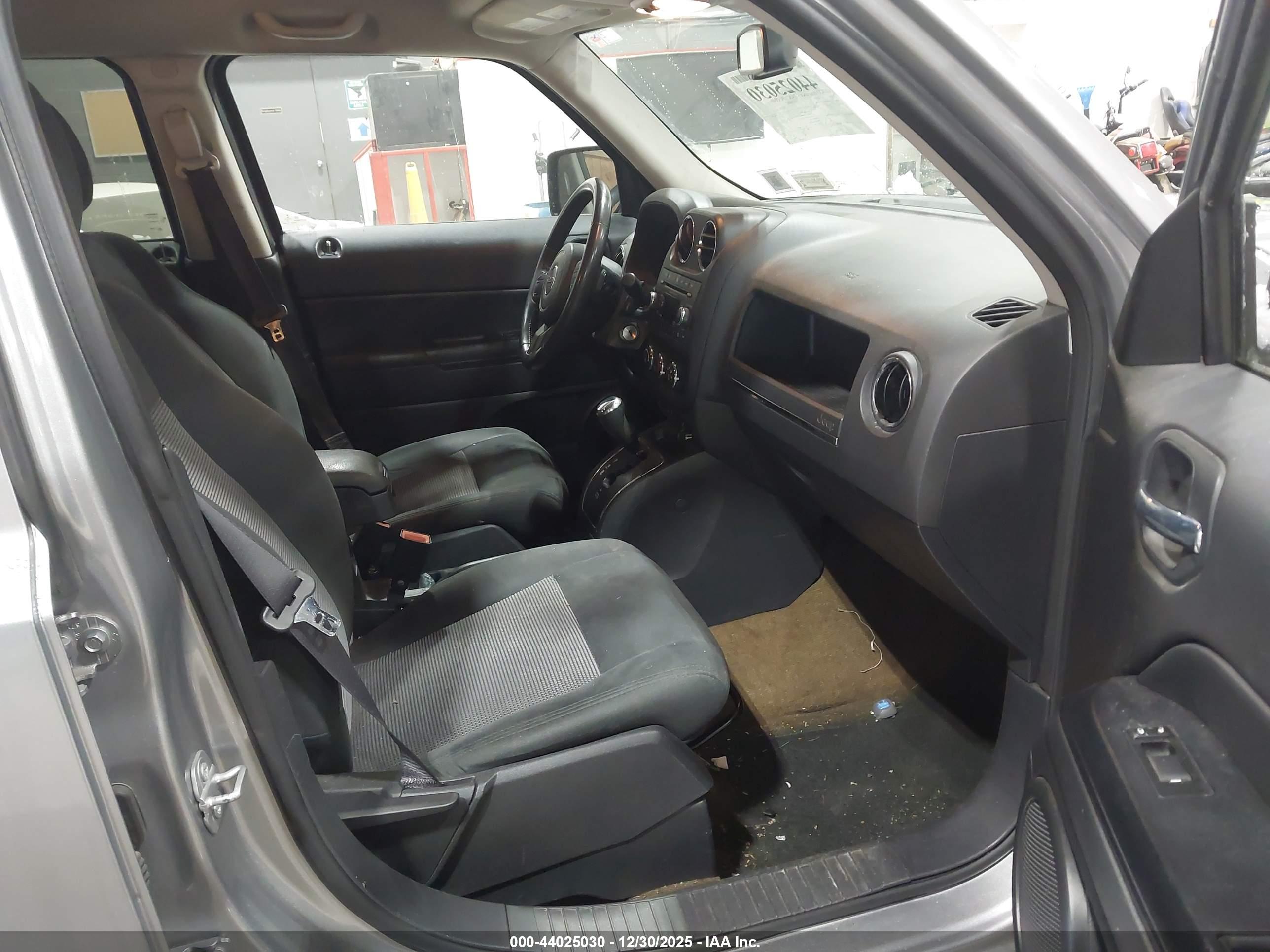 JEEP PATRIOT image 5