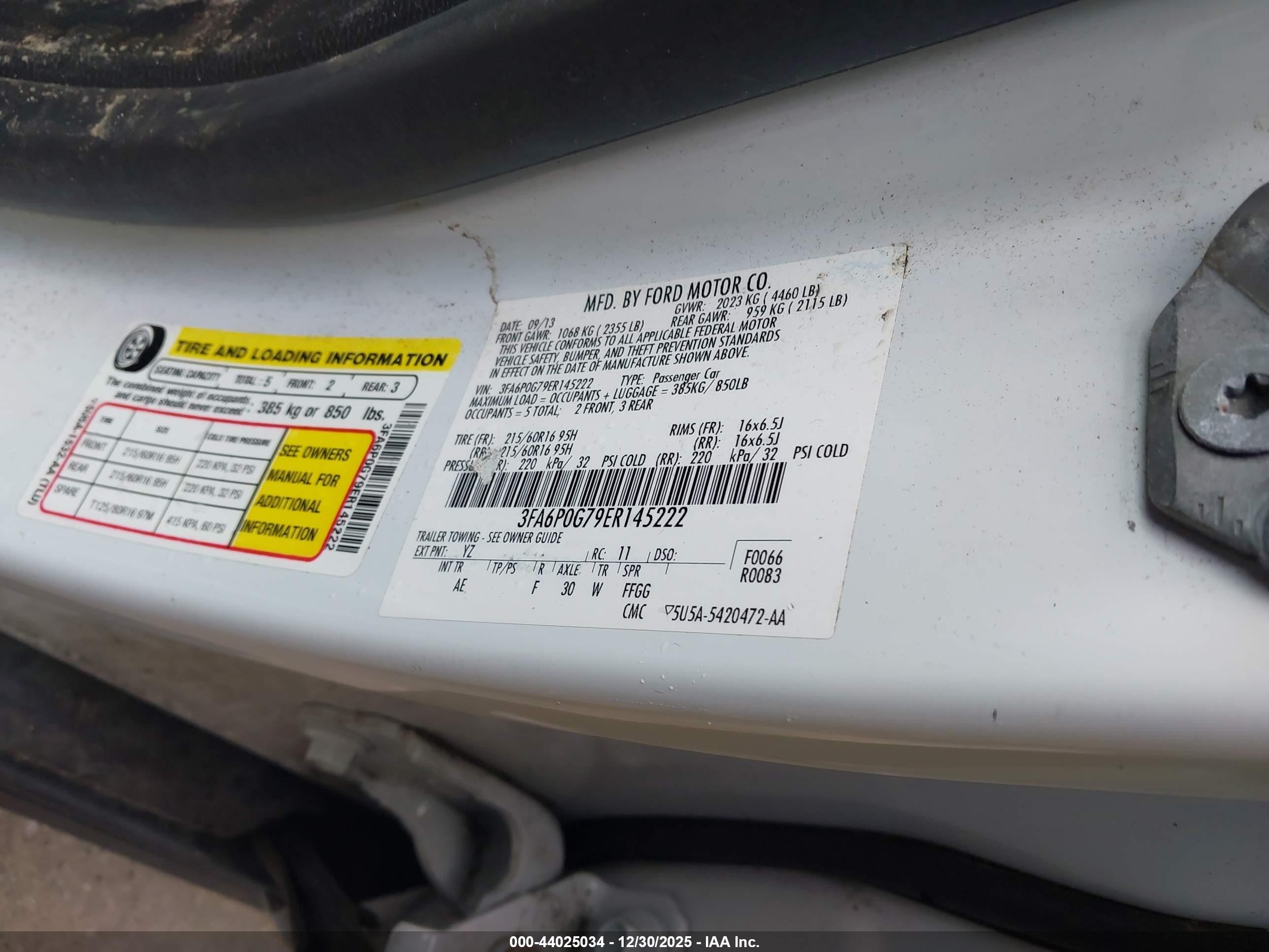 FORD FUSION image 9