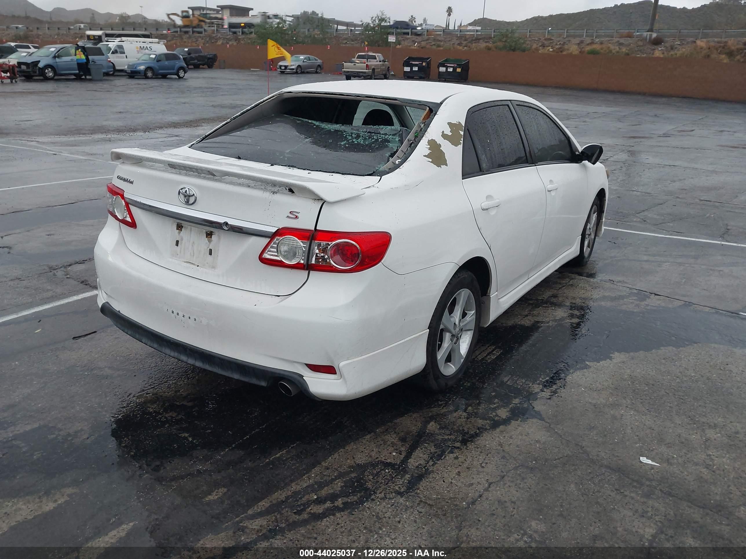 TOYOTA COROLLA image 4