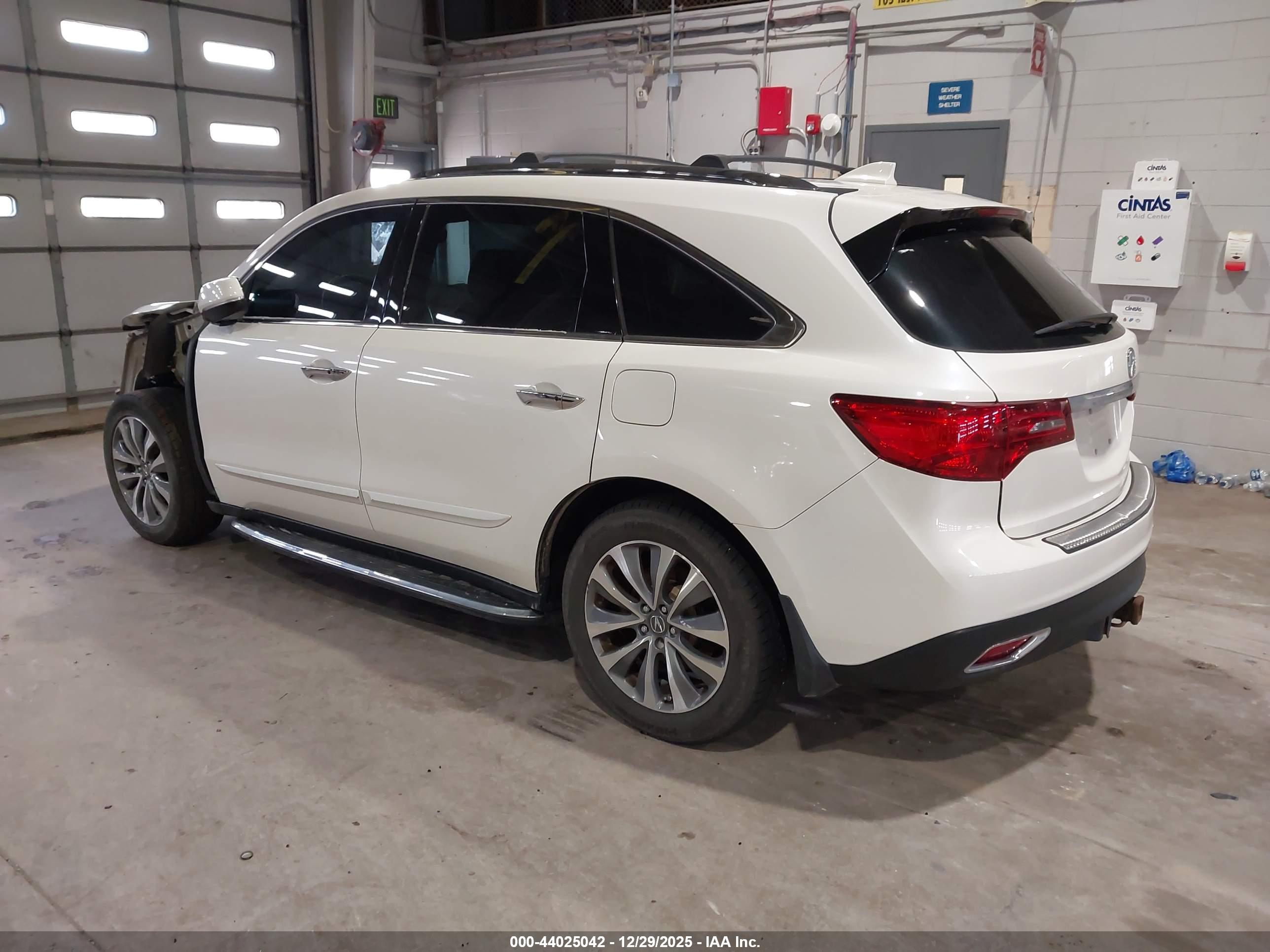 ACURA MDX image 3