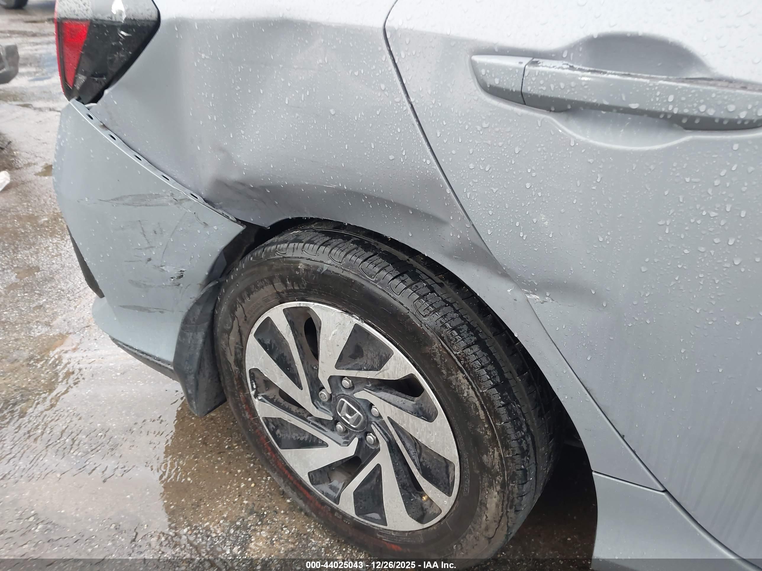 HONDA CIVIC image 6