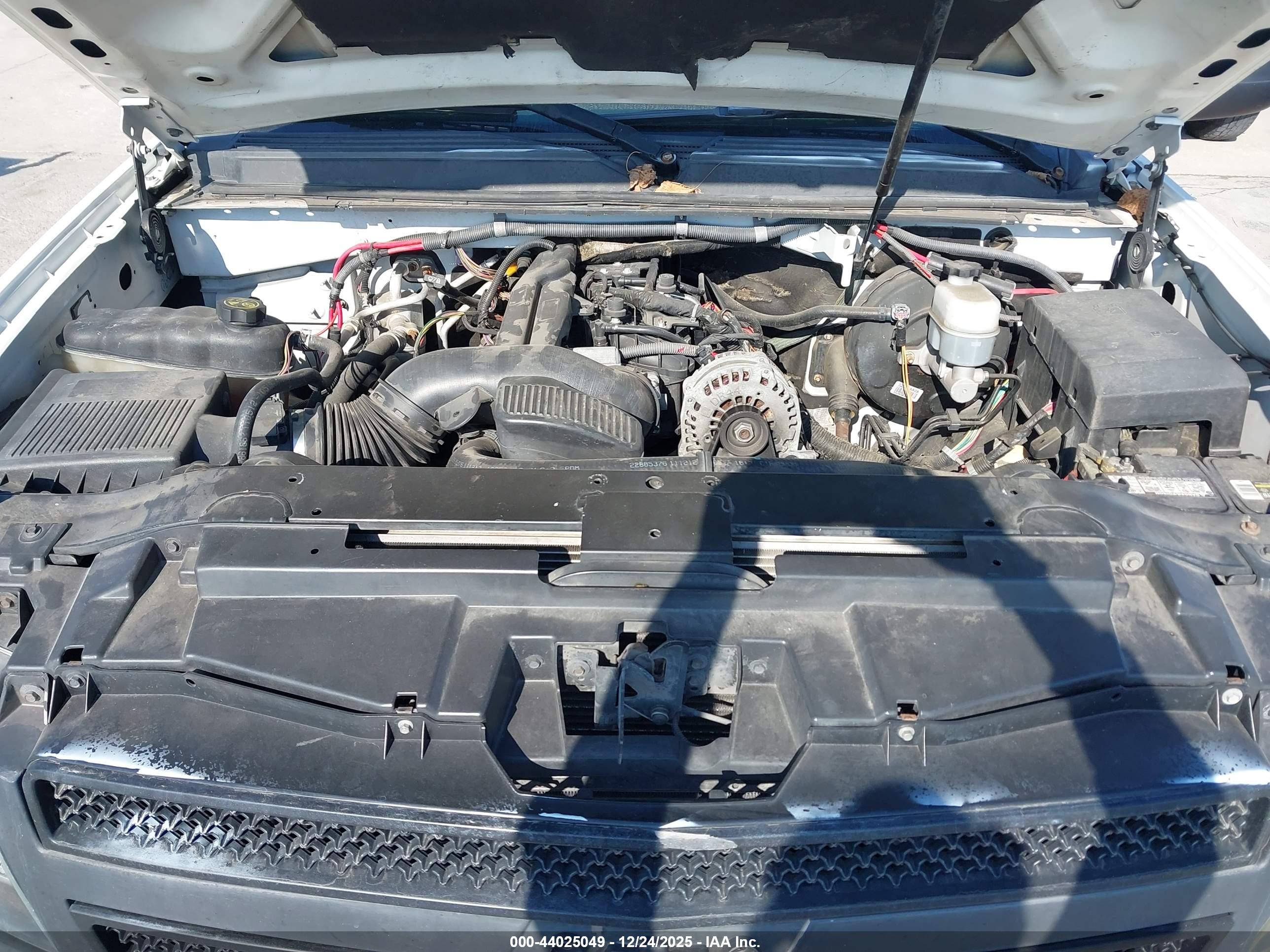 CHEVROLET TAHOE image 10