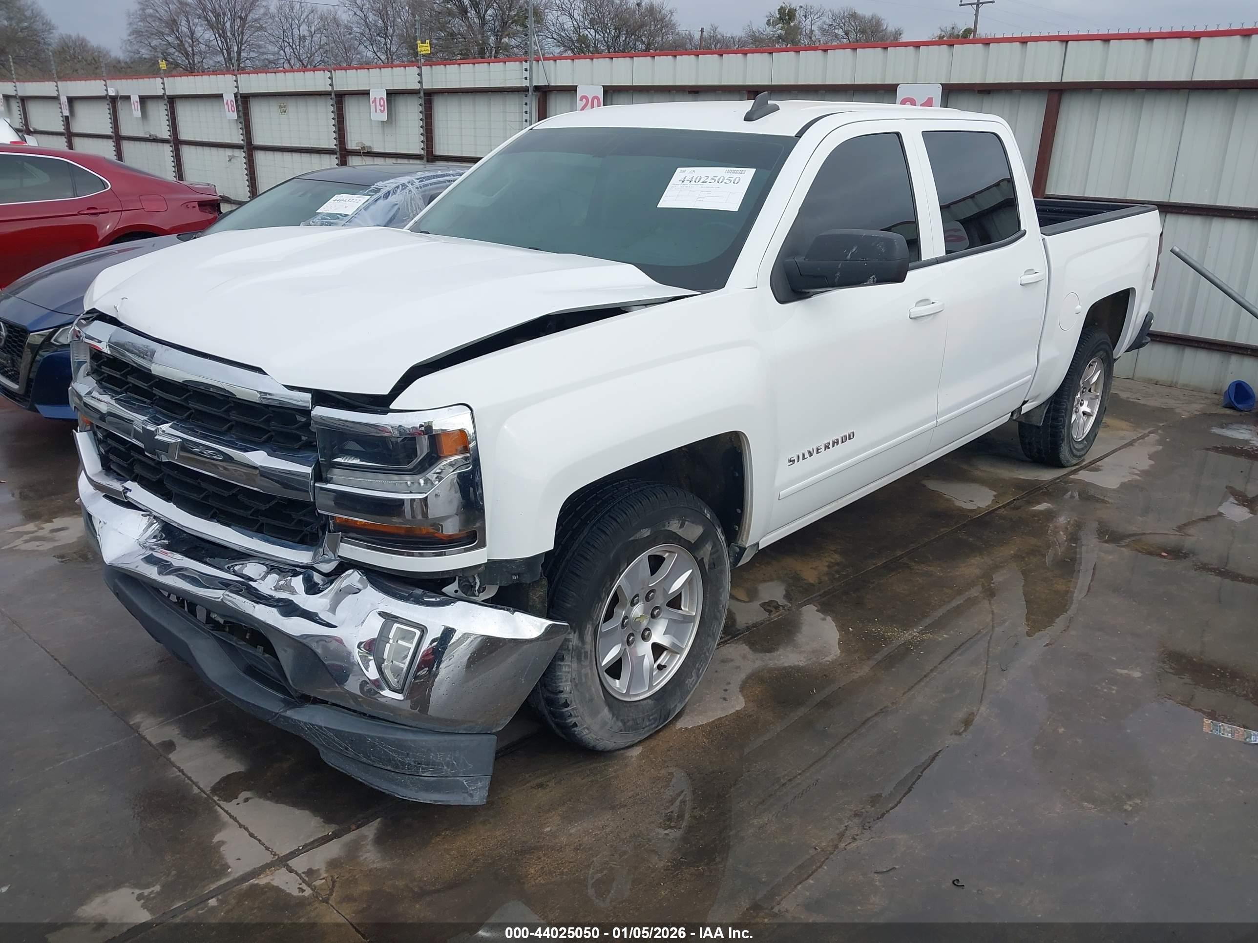 CHEVROLET SILVERADO image 2