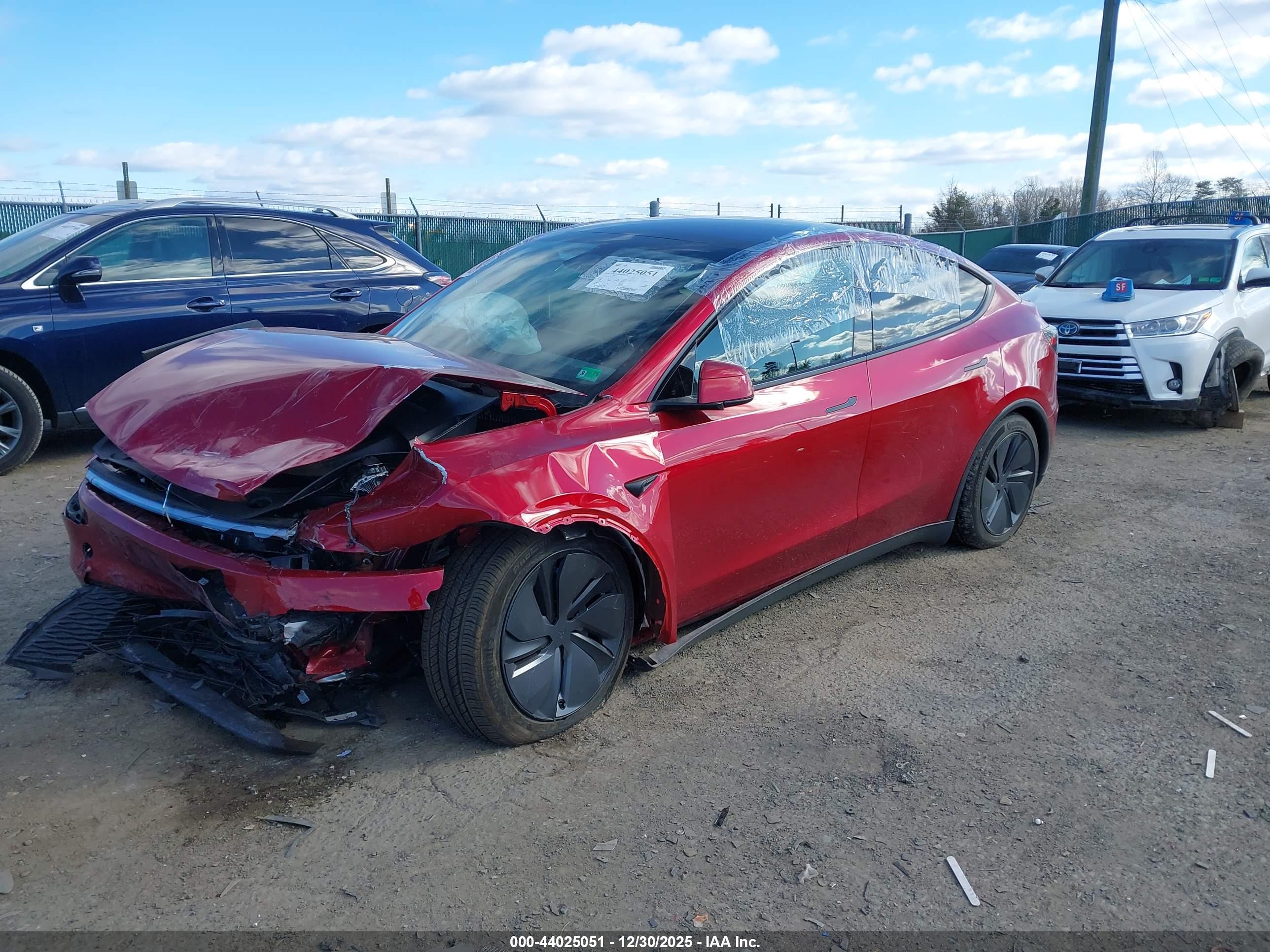 TESLA MODEL image 2