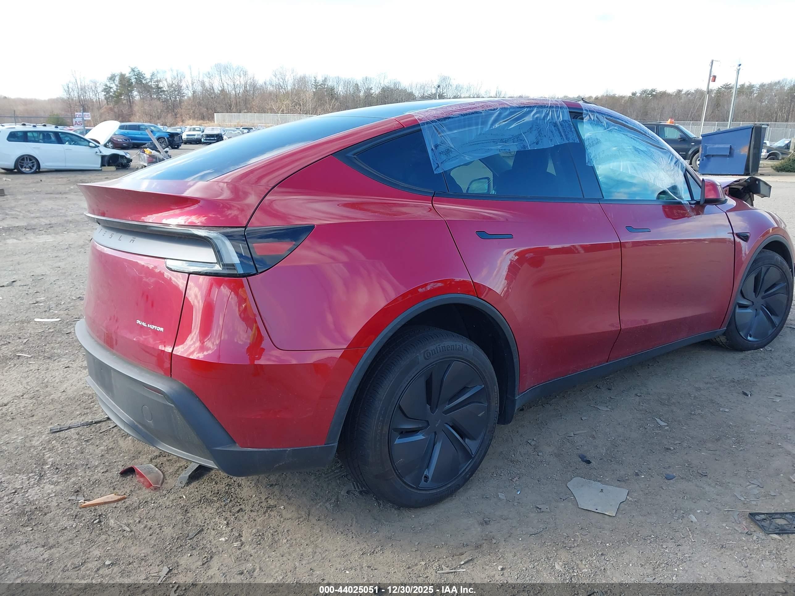 TESLA MODEL image 4