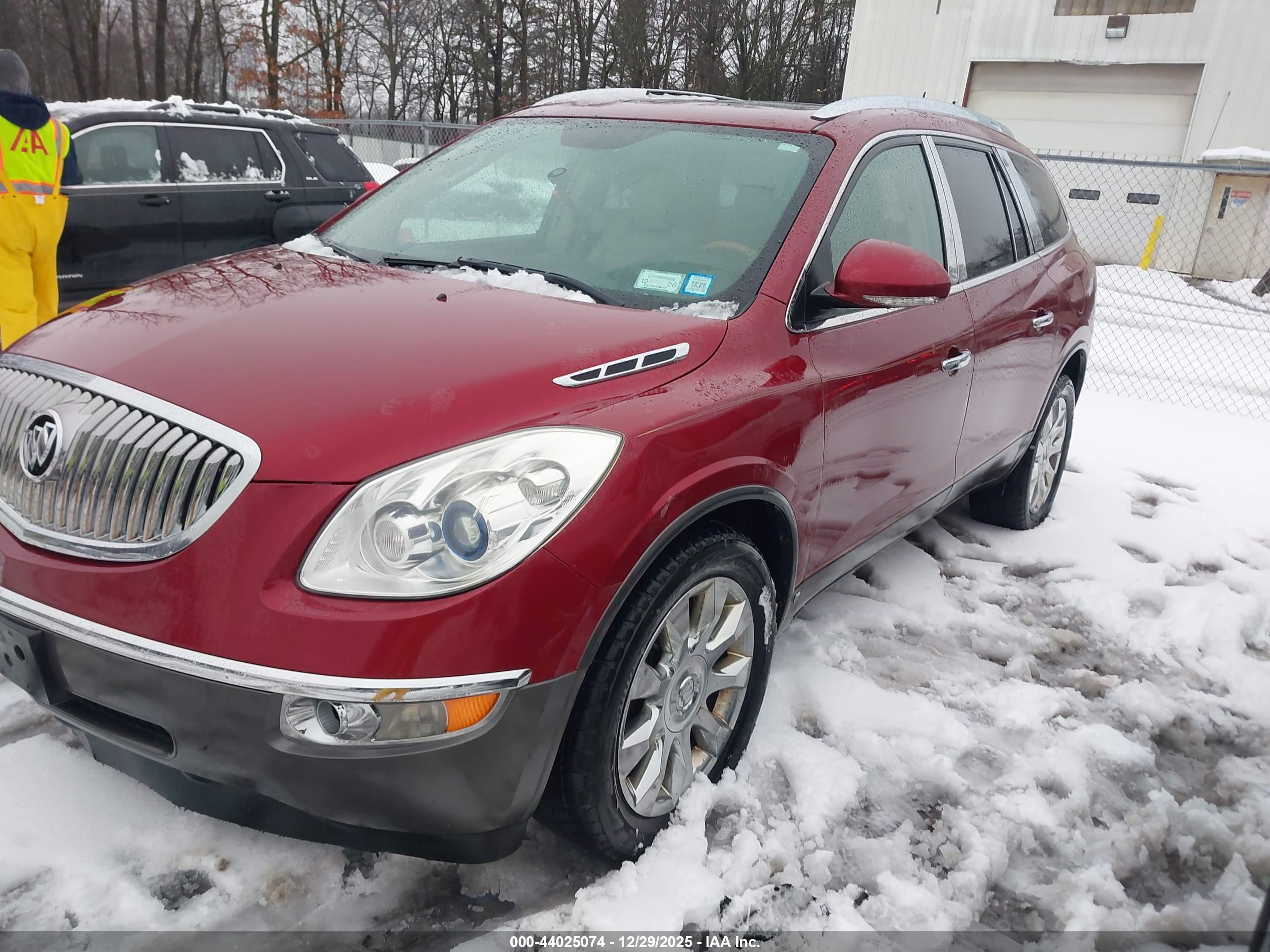 BUICK ENCLAVE image 2