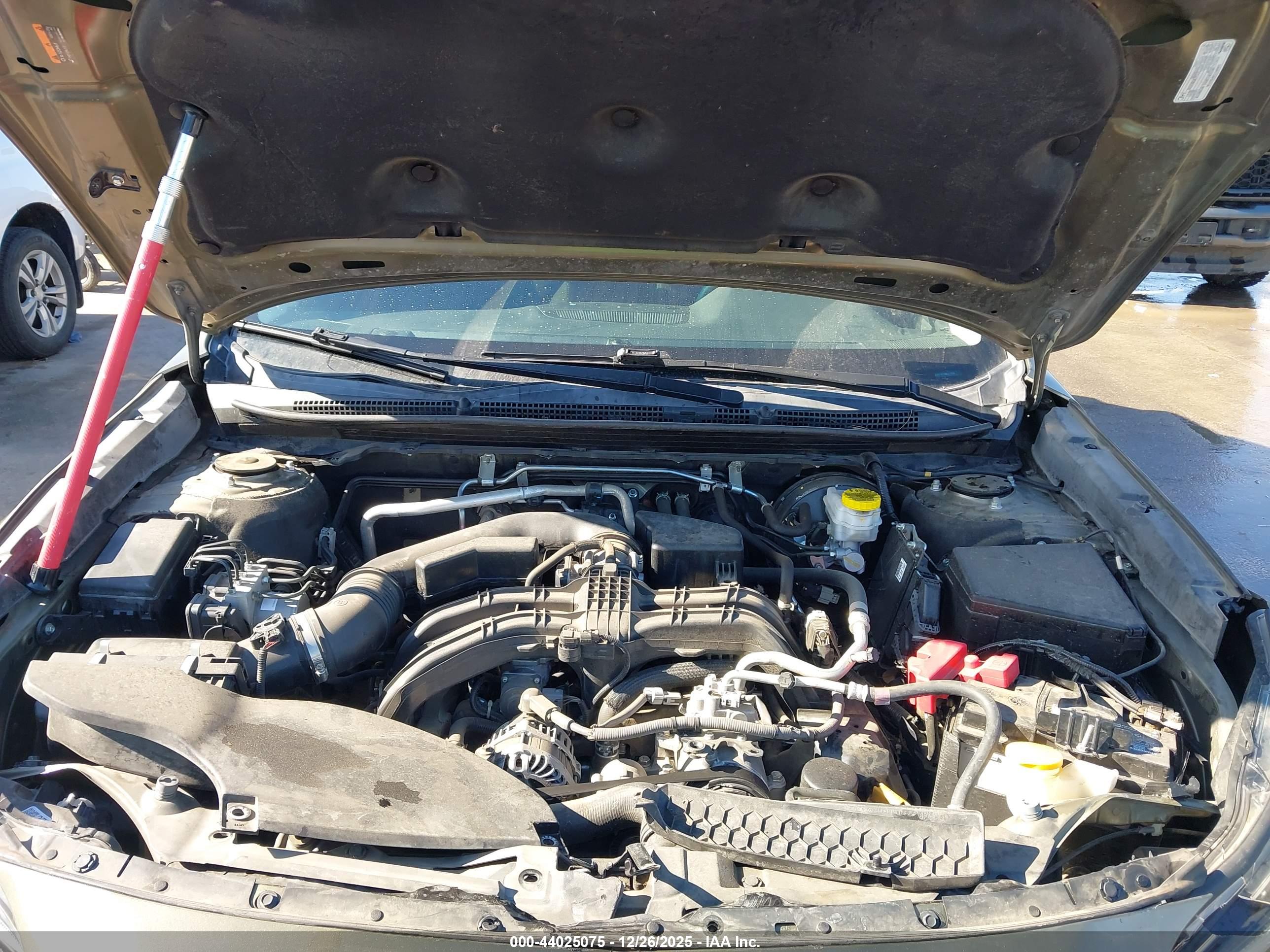 SUBARU OUTBACK image 10
