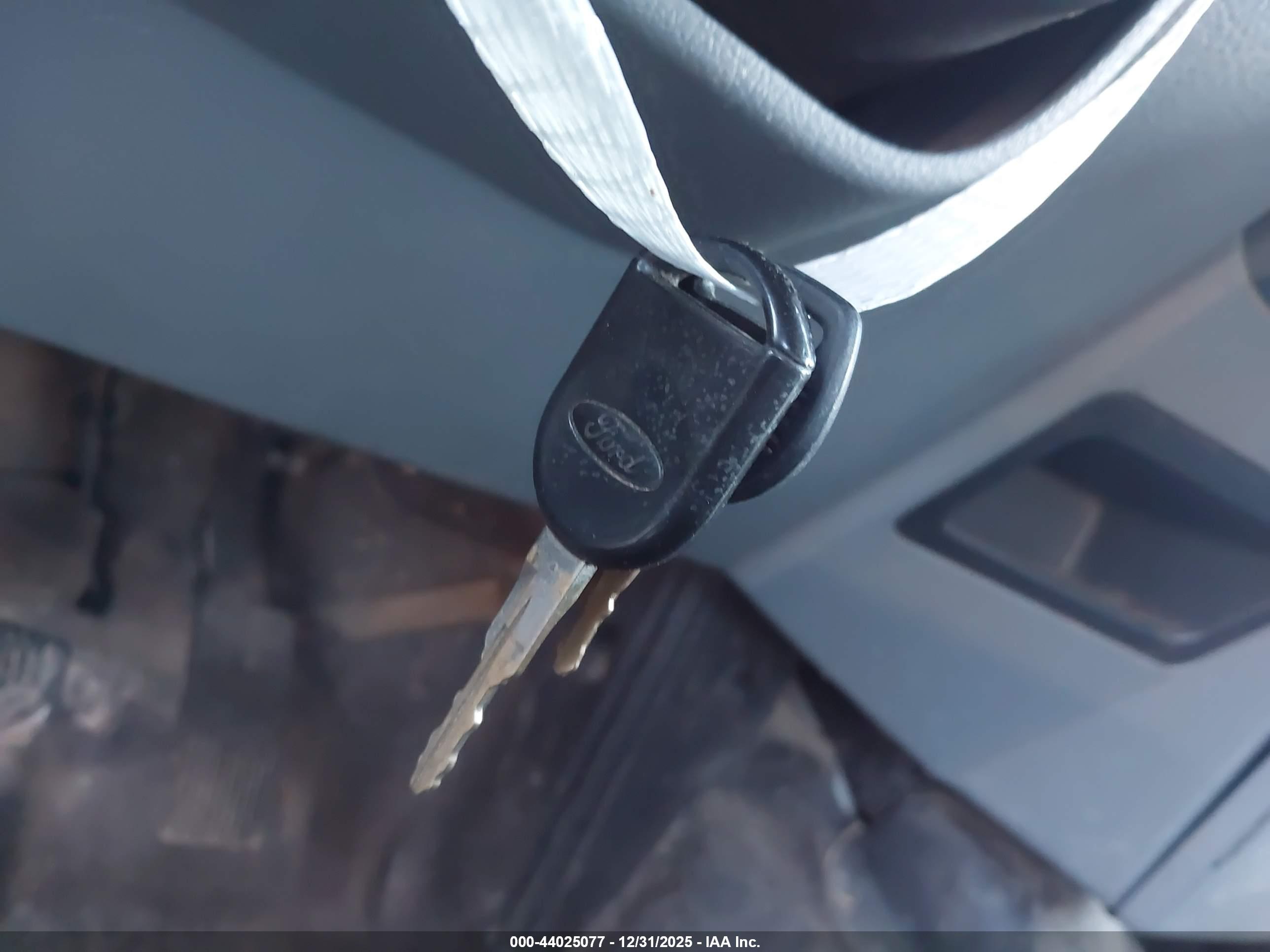 FORD F-350 image 11