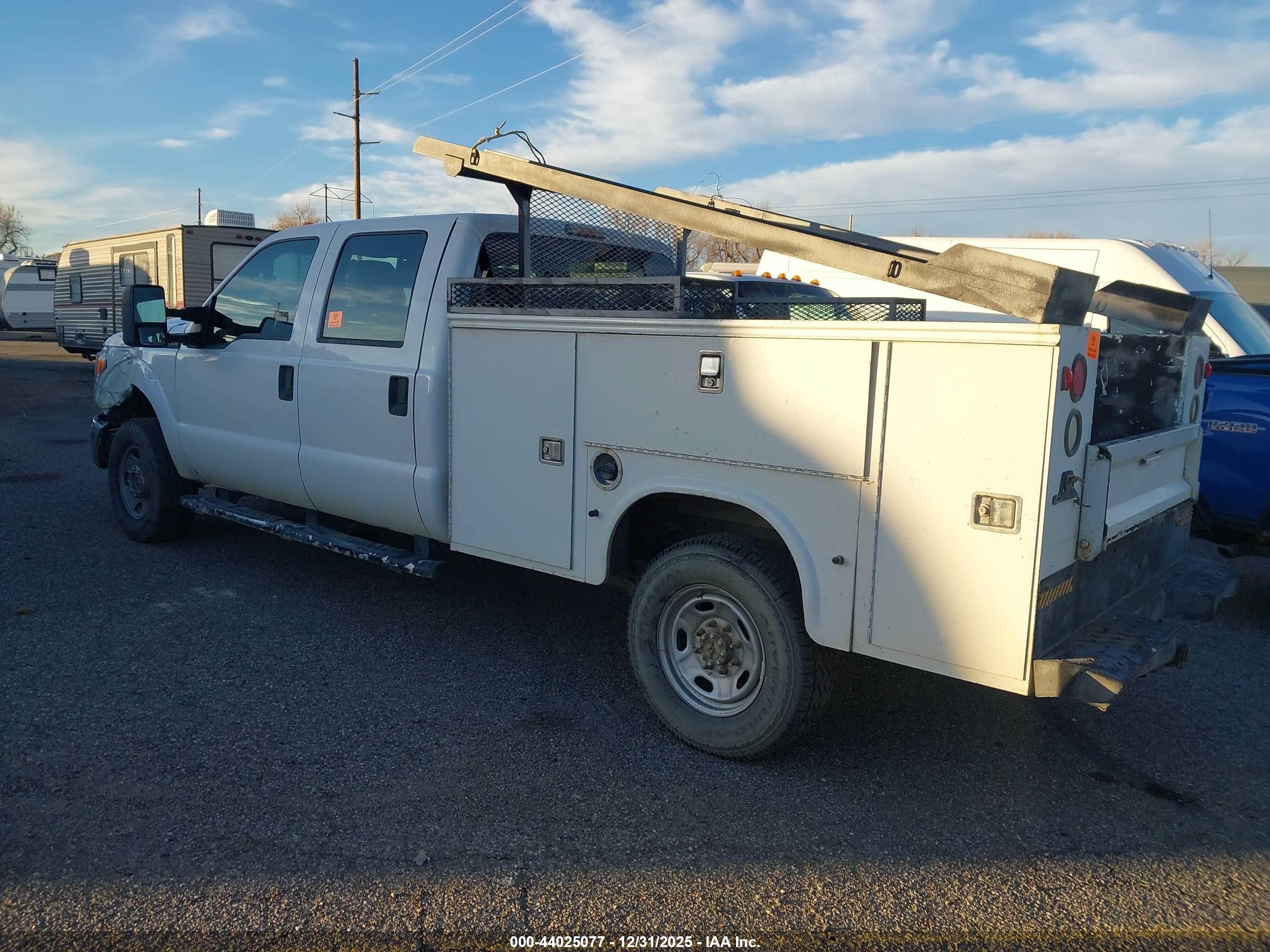 FORD F-350 image 3