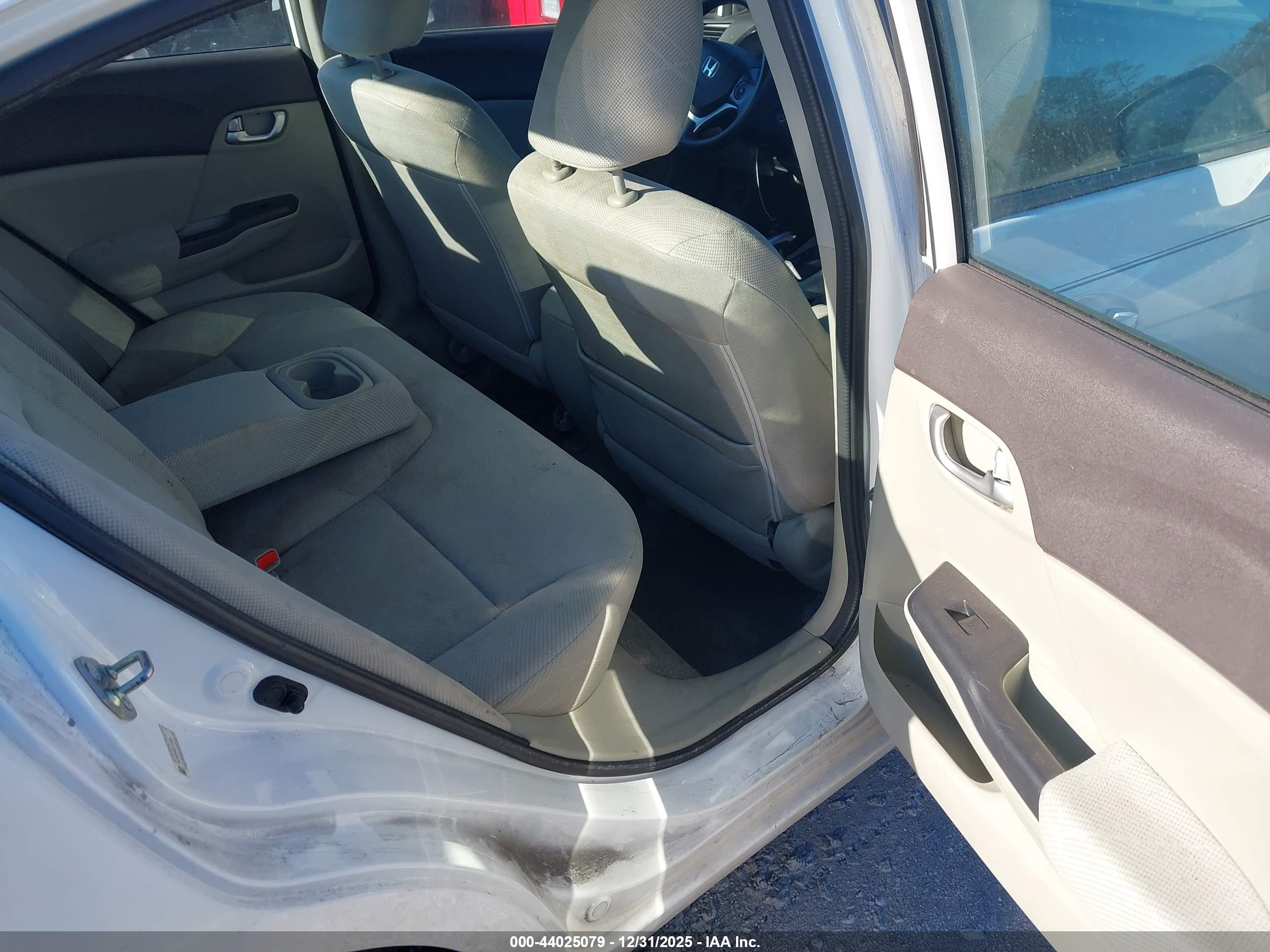 HONDA CIVIC image 8