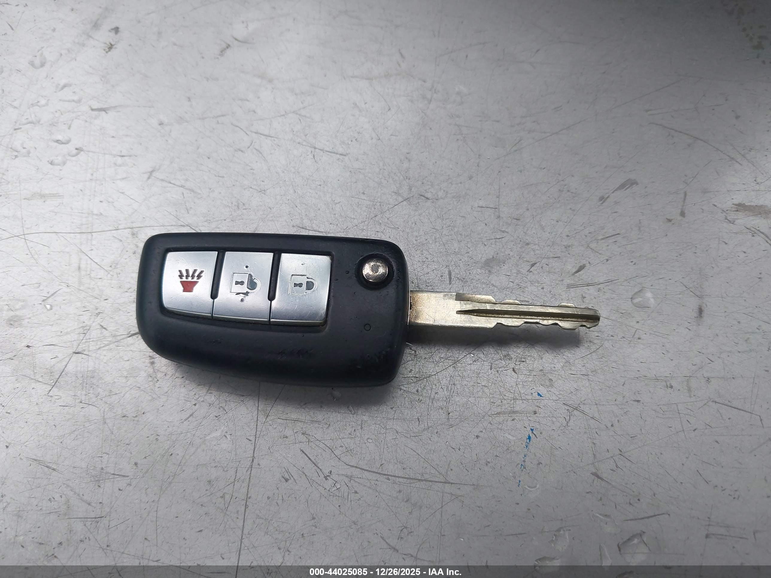NISSAN ROGUE image 11